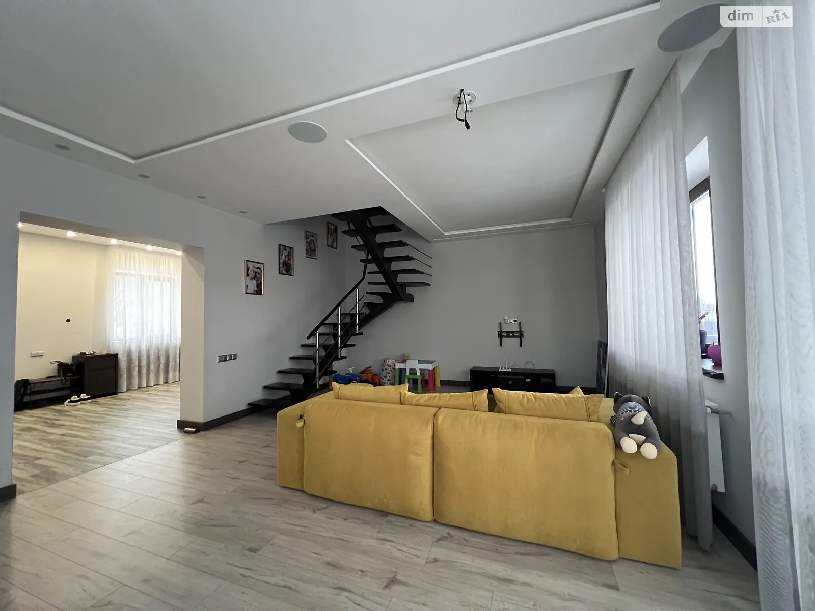 Продається будинок 2 поверховий 133 кв. м с басейном, цена: 165000 $ - фото 1