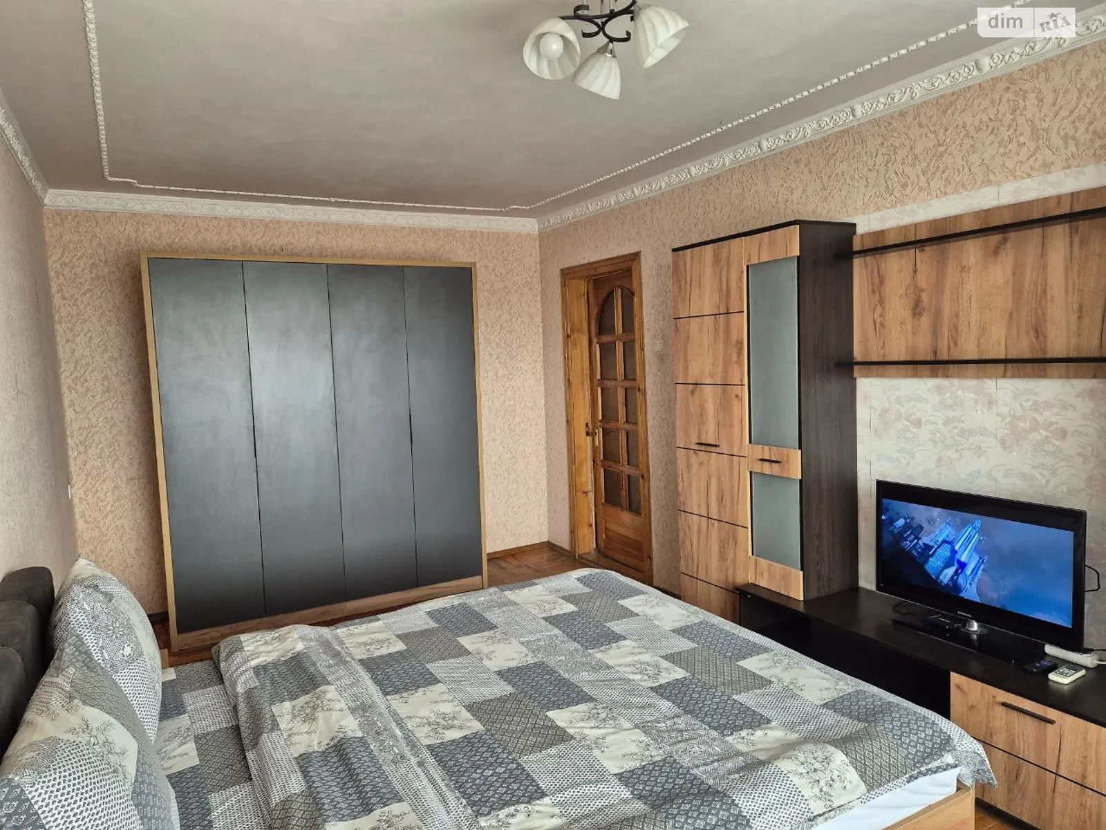 Продается 2-комнатная квартира 45 кв. м в Николаеве, ул. 6-я Слободская - фото 1