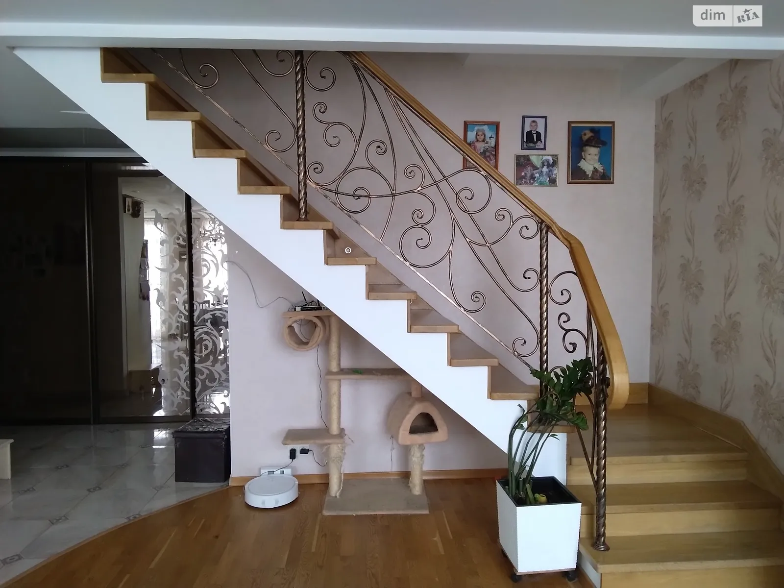 Продается 4-комнатная квартира 111.8 кв. м в Киеве, ул. Регенераторная, 4 корпус 5 - фото 1