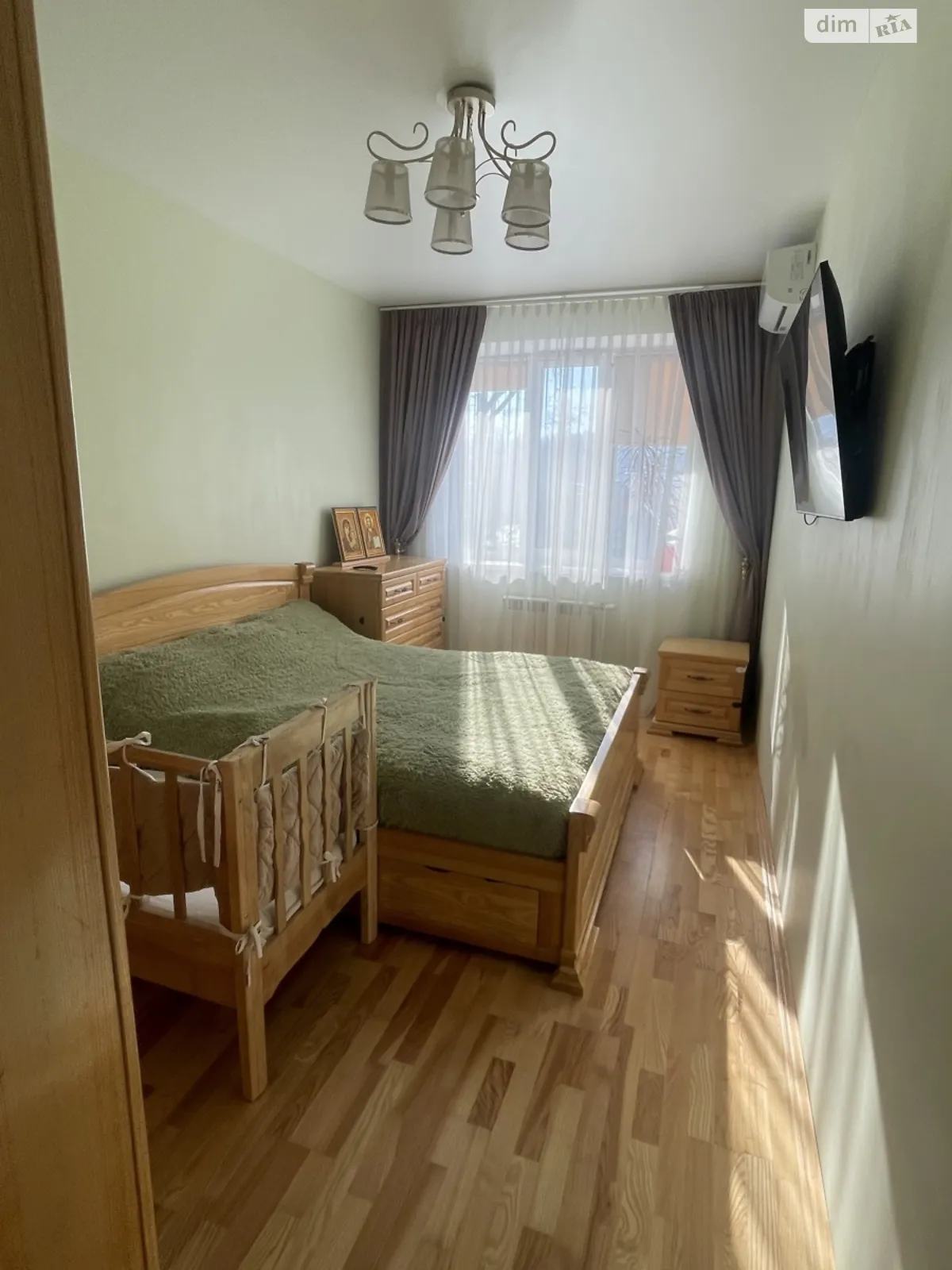 Продается 2-комнатная квартира 60 кв. м в Ирпене, ул. Белокур(Курская), 1А - фото 1