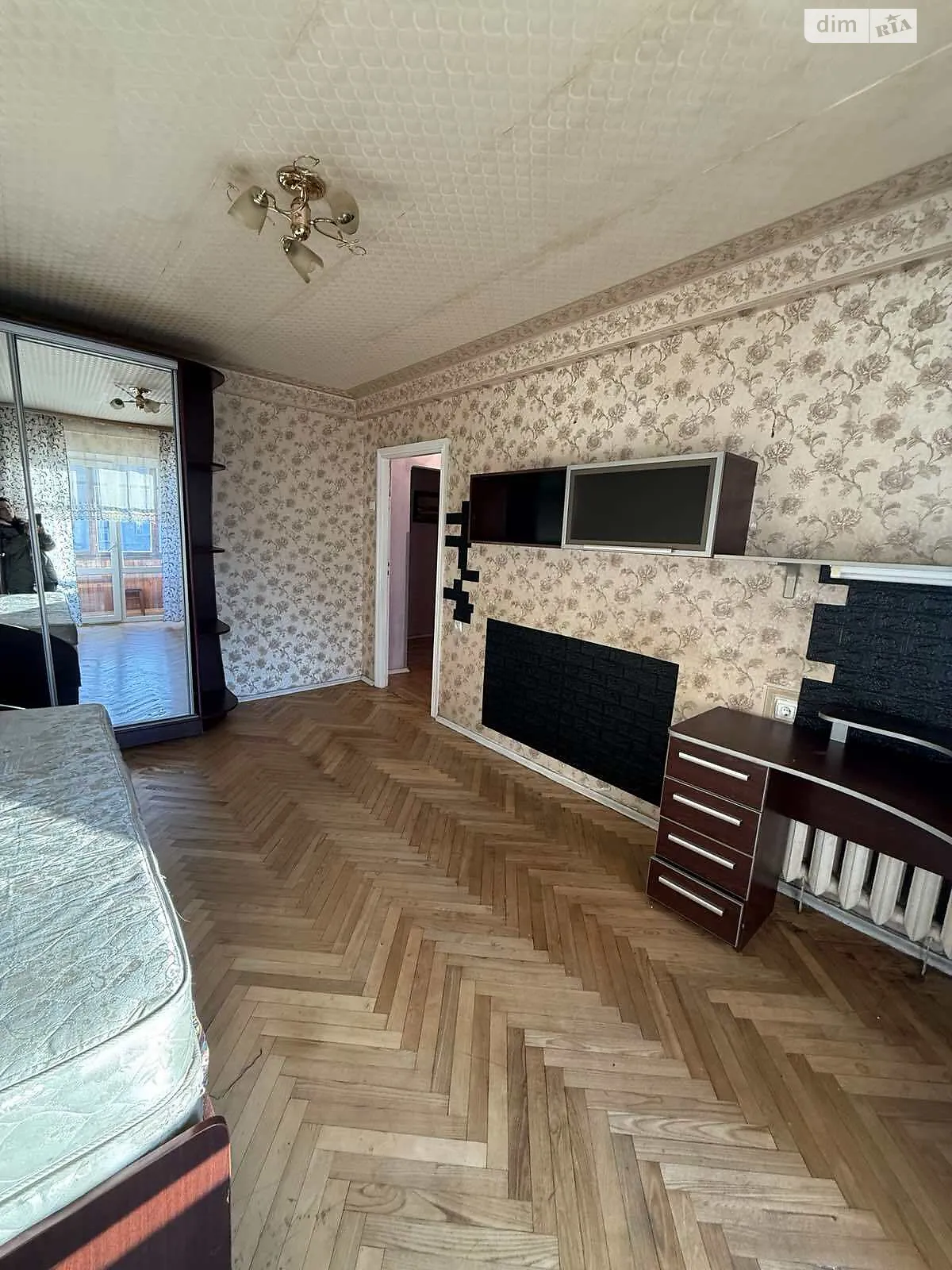 Продается 3-комнатная квартира 72.1 кв. м в Киеве, ул. Митрополита Василия Липковского(Урицкого), 13 - фото 1