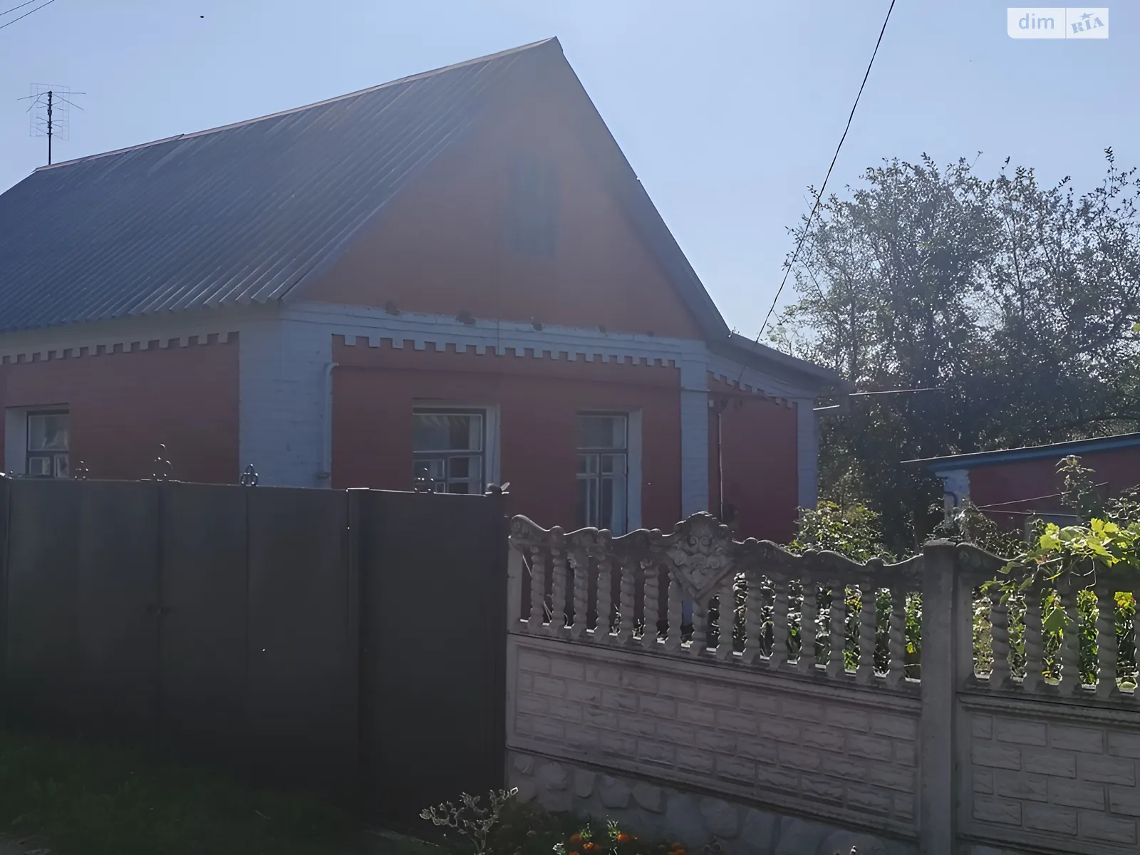 Продается одноэтажный дом 72 кв. м с участком, цена: 34000 $ - фото 1