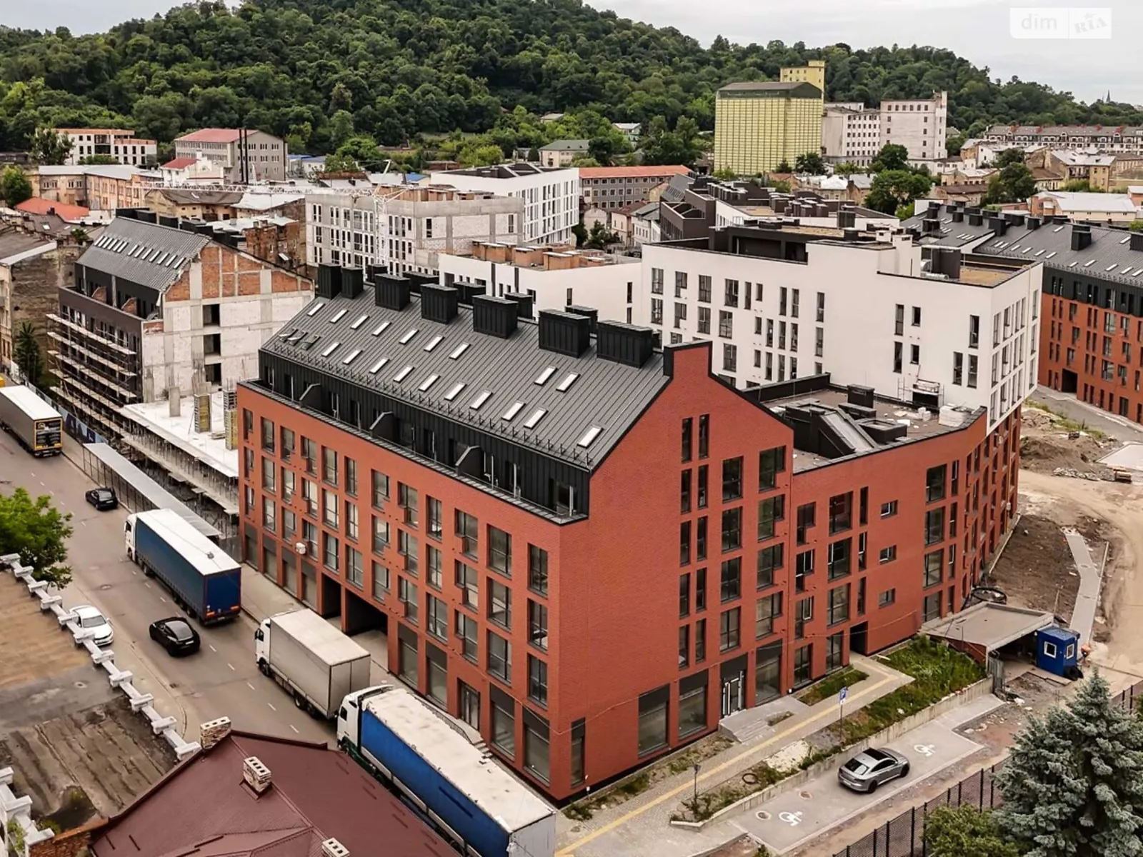 Продается 2-комнатная квартира 67 кв. м в Львове, ул. Волынская, 9 - фото 1