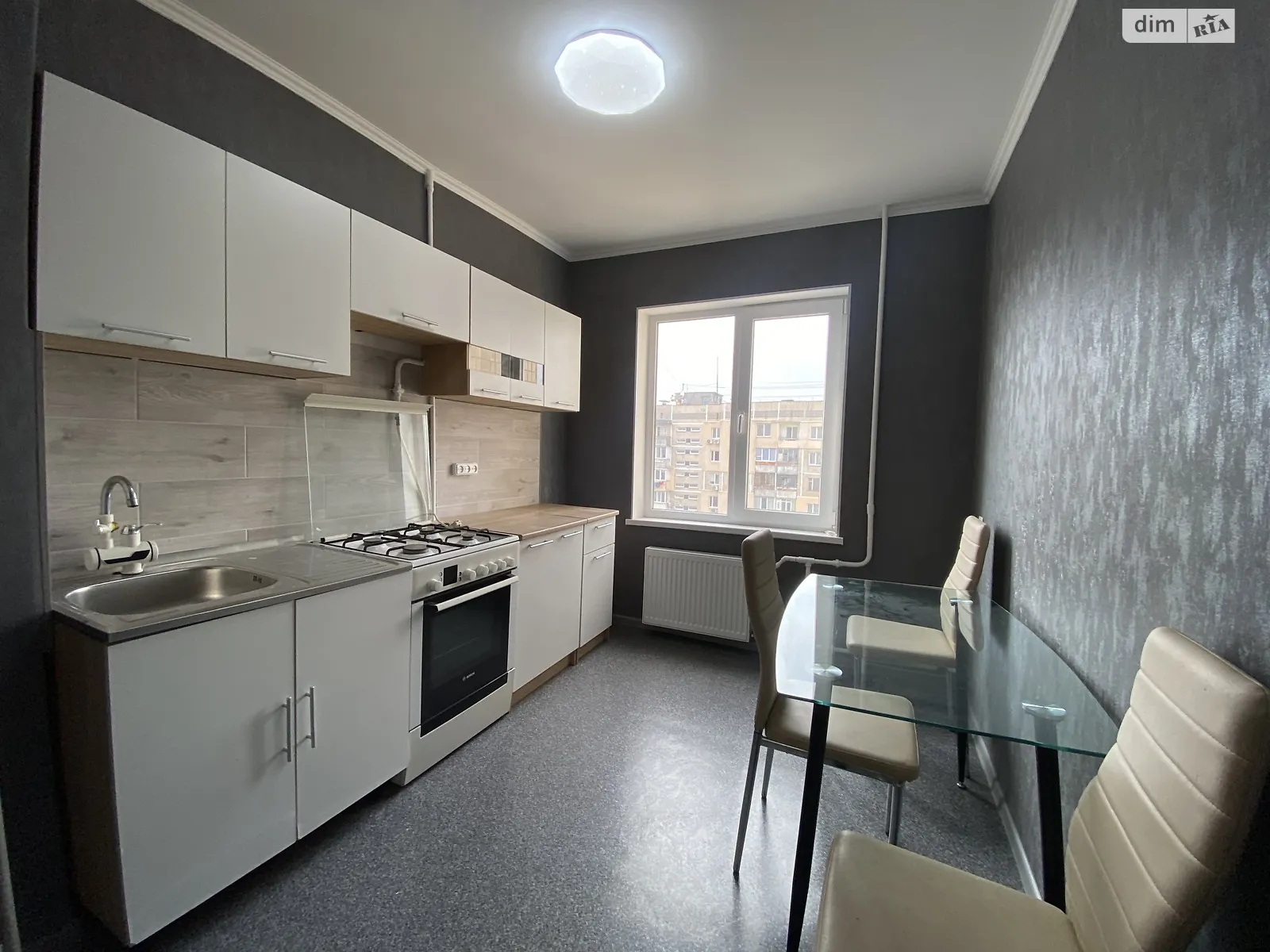 Продается 3-комнатная квартира 62.5 кв. м в Одессе, ул. Головковская, 2 - фото 1