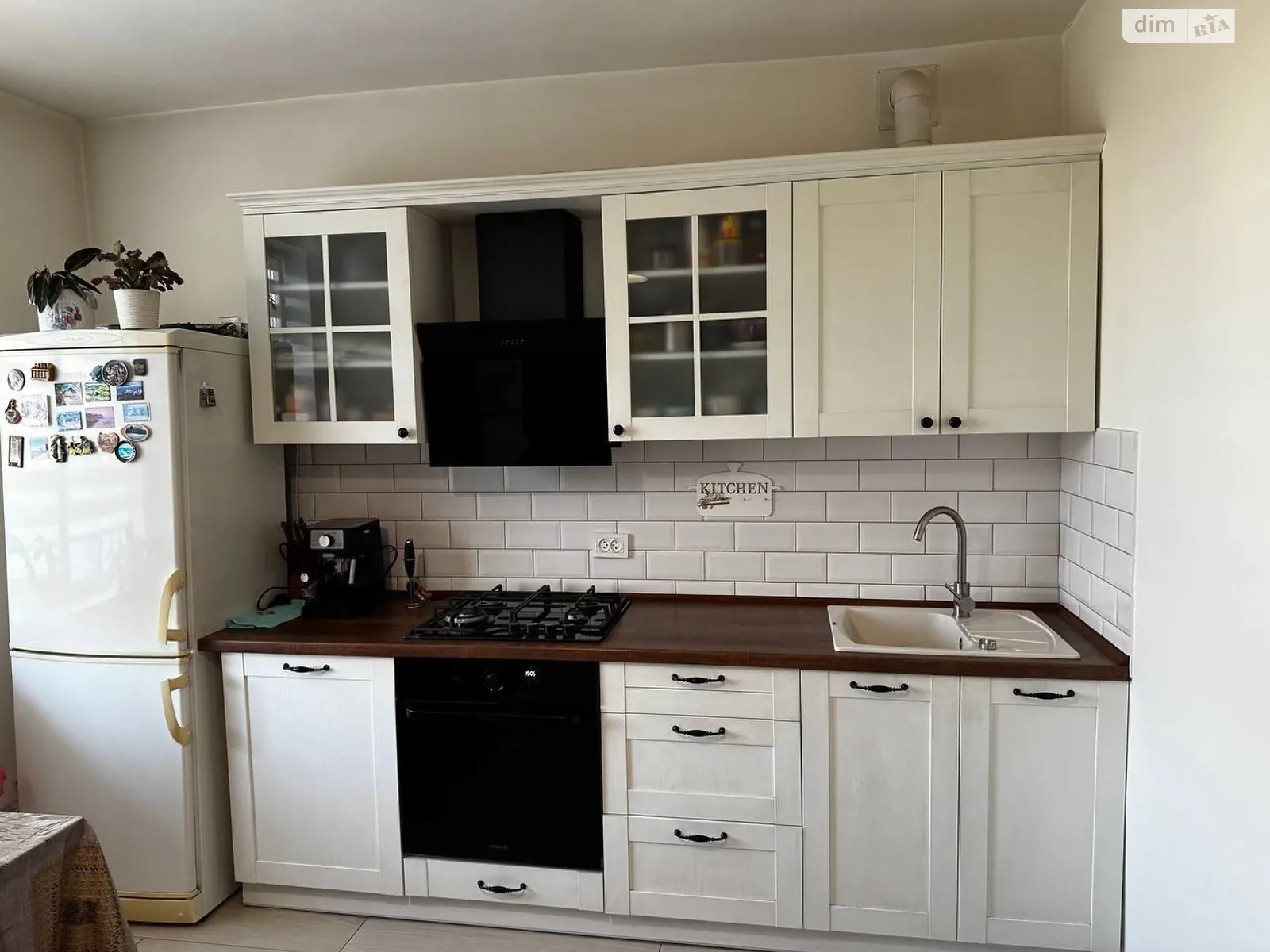 Продается дом на 2 этажа 144.2 кв. м с участком, цена: 90000 $ - фото 1