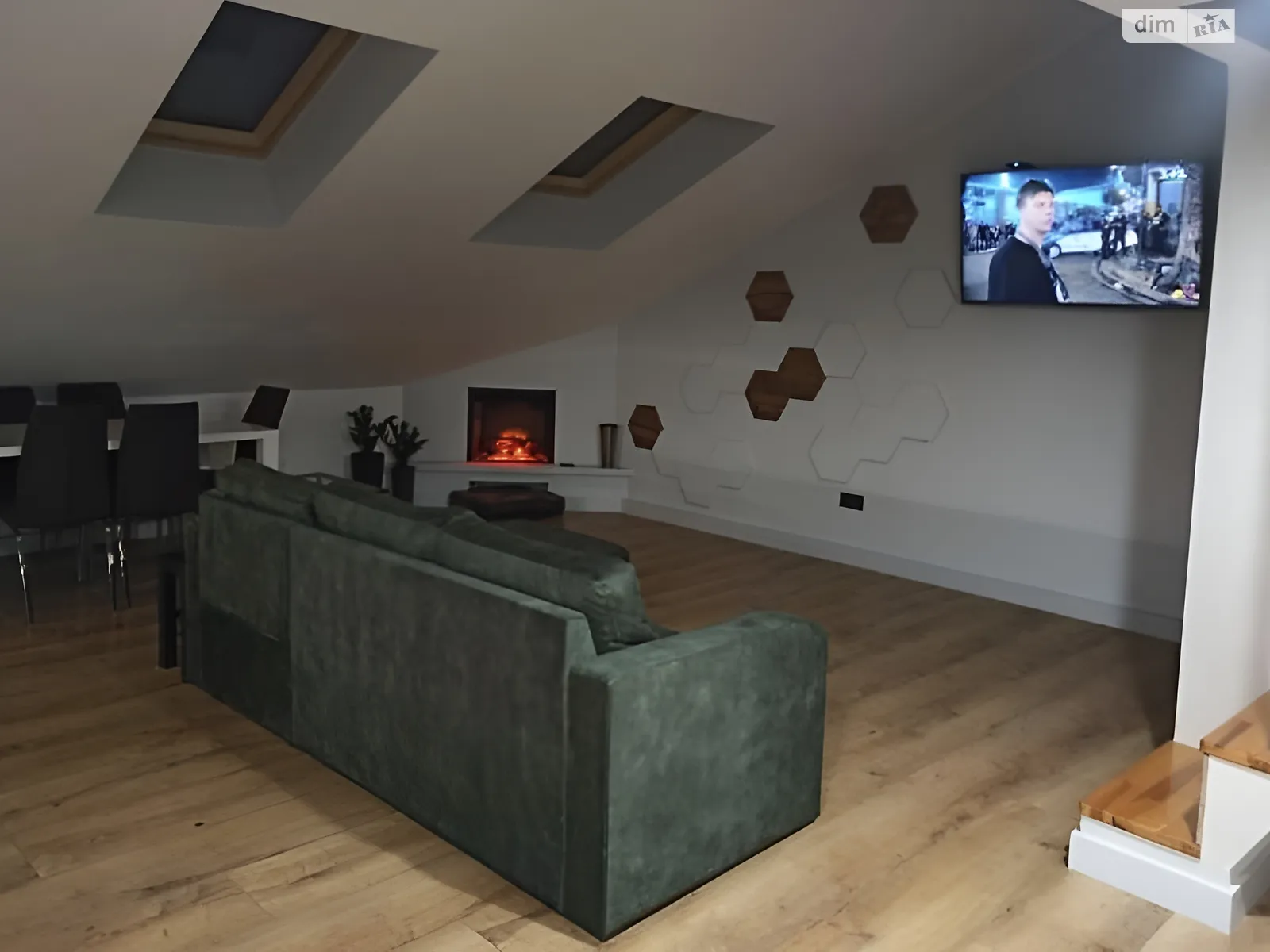 3-кімнатна квартира 102.6 кв. м у Тернополі, вул. Лозовецька - фото 1