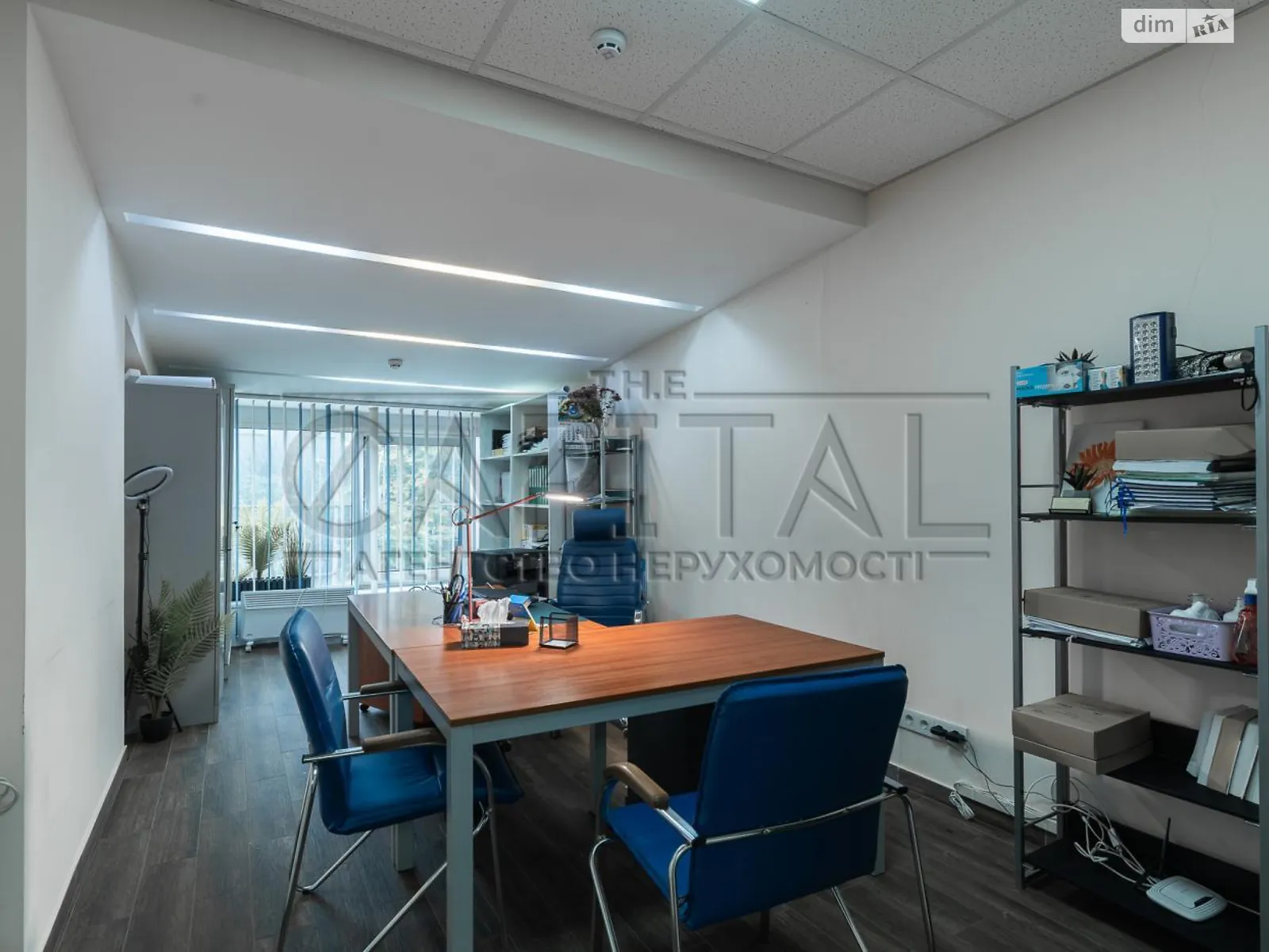 Продается офис 89.4 кв. м в бизнес-центре, цена: 120000 $ - фото 1