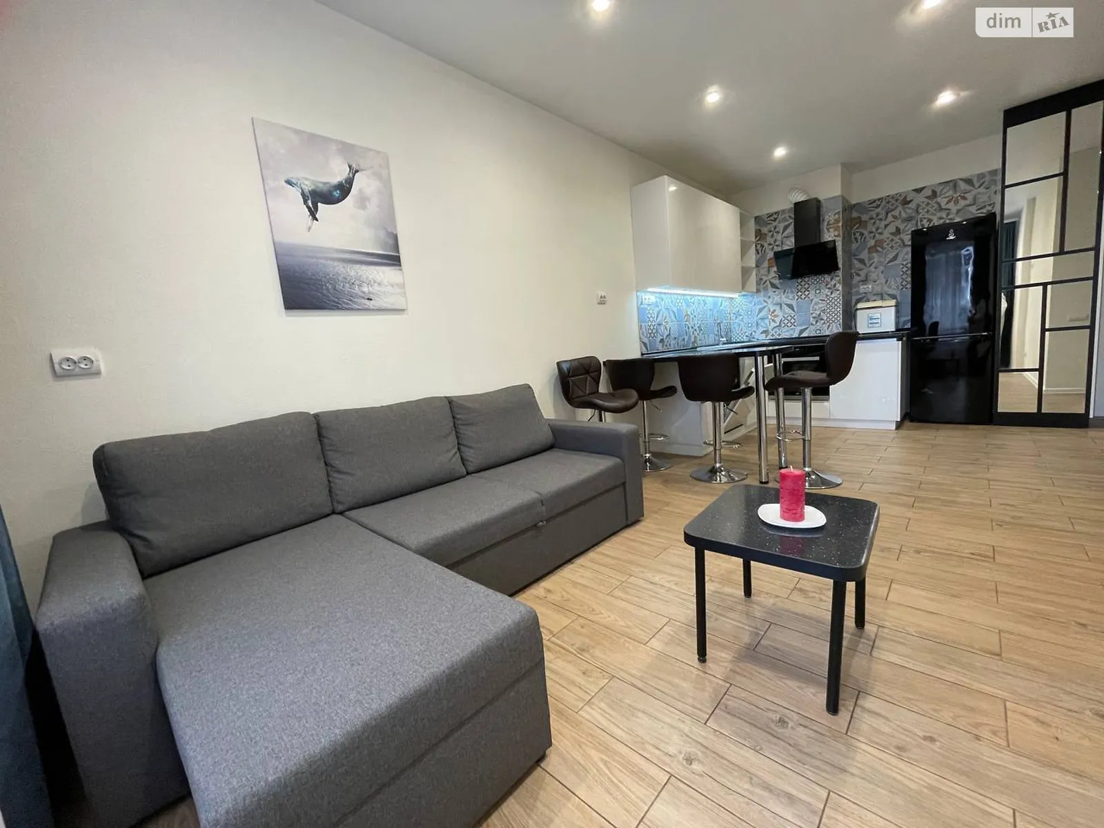 Продается 1-комнатная квартира 40.7 кв. м в Одессе, ул. Валерия Самофалова, 16А/6 - фото 1