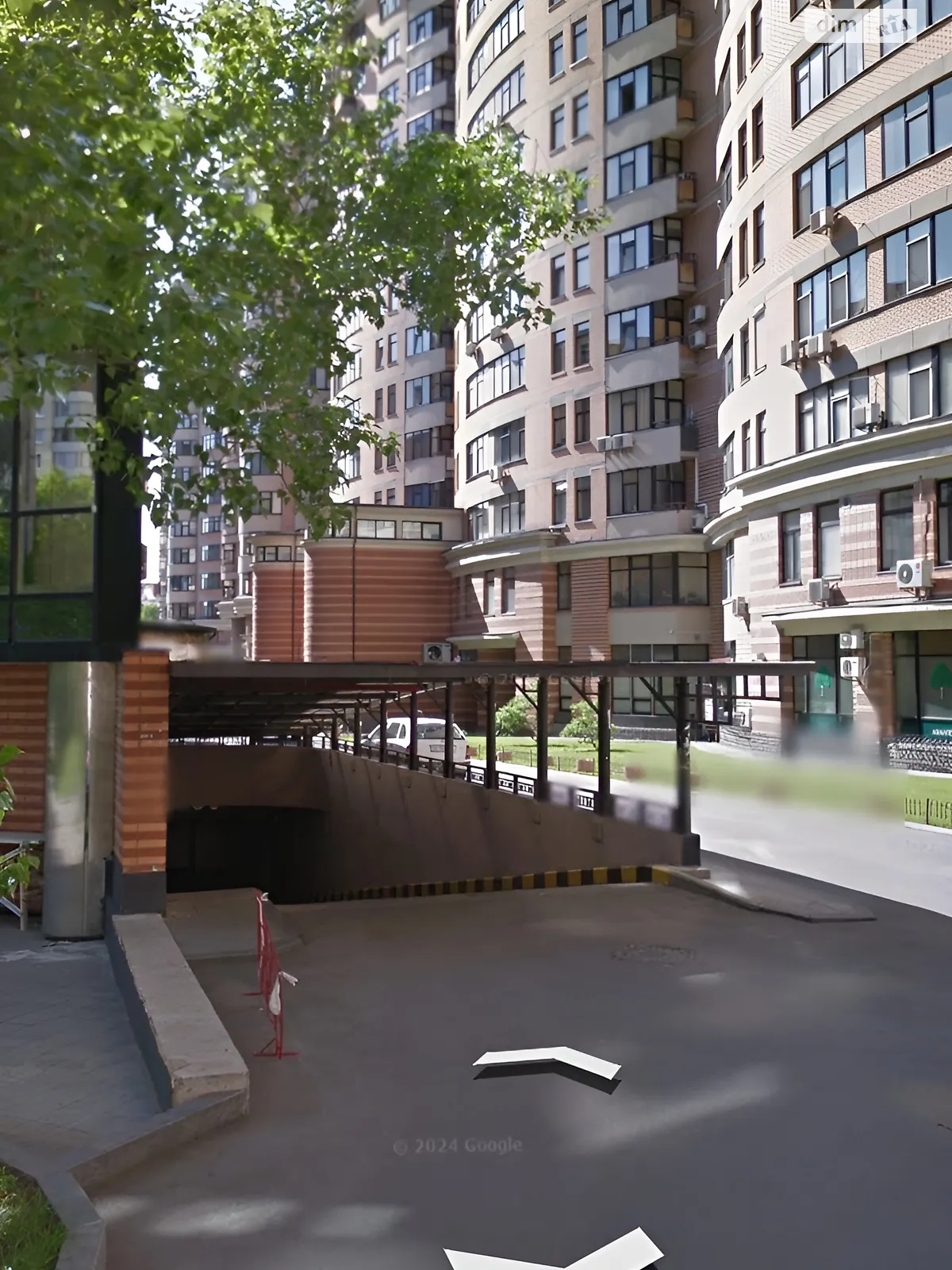 Продается подземный паркинг под легковое авто на 14.3 кв. м, цена: 15000 $ - фото 1