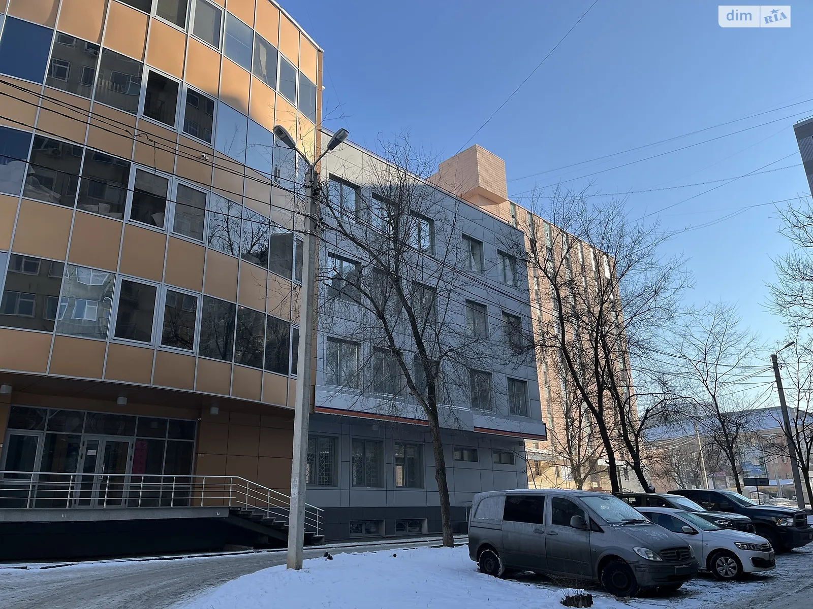 Продается офис 394.1 кв. м в бизнес-центре, цена: 315280 $ - фото 1