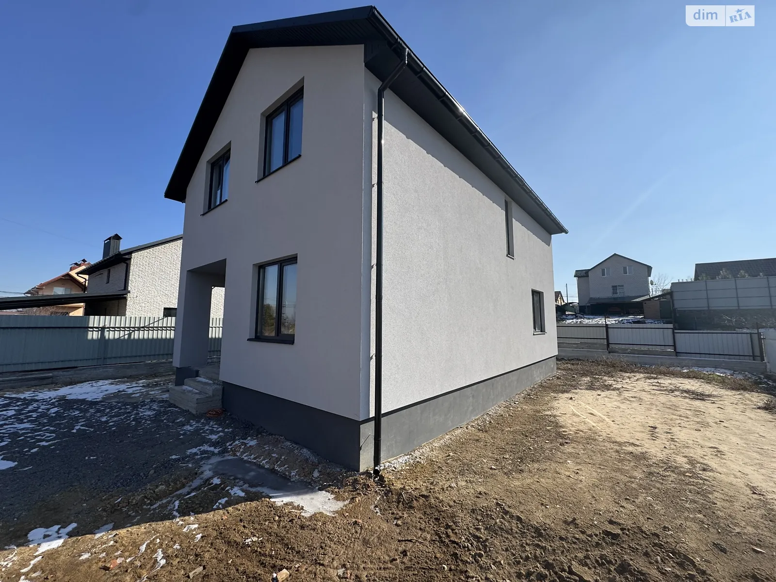 Продается дом на 2 этажа 120 кв. м с балконом, цена: 92000 $ - фото 1