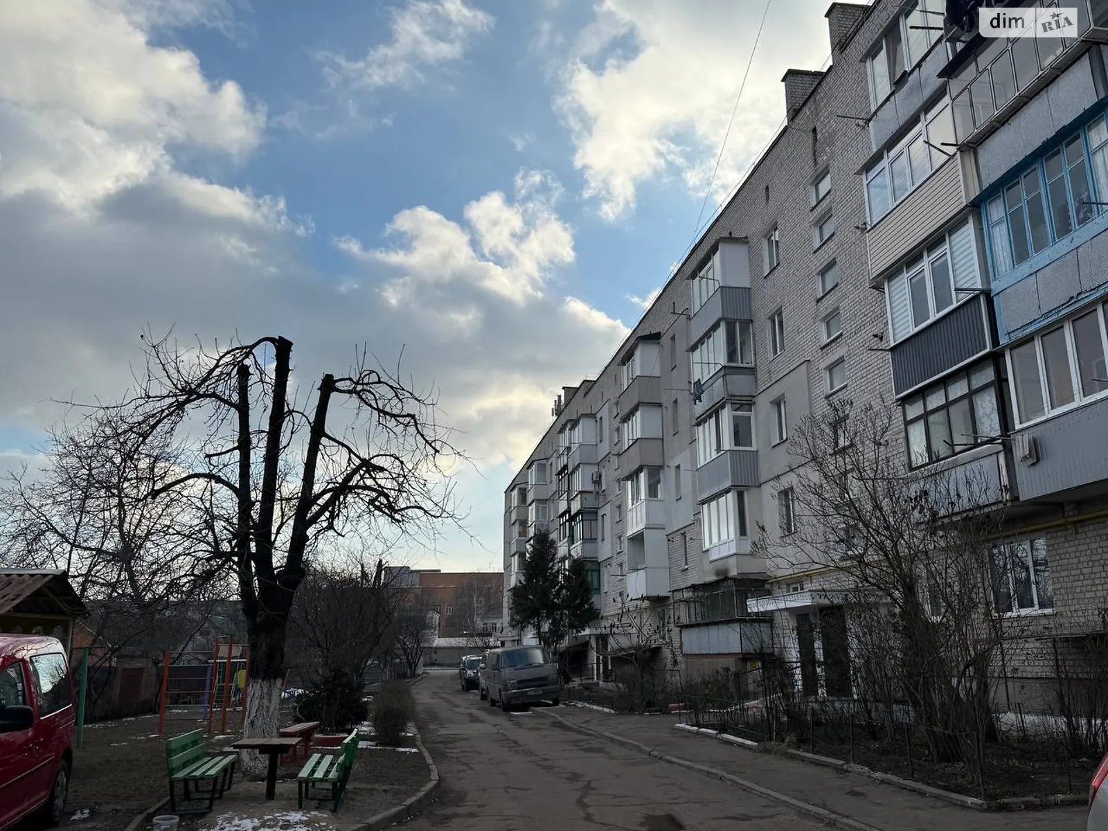 Продається 4-кімнатна квартира 90.5 кв. м у Бердичеві, вул. Поштова - фото 1