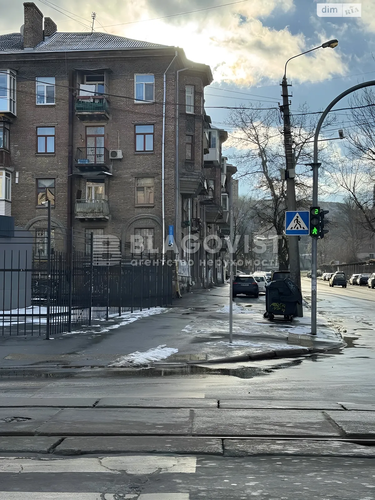 Продается 3-комнатная квартира 75.8 кв. м в Киеве, ул. Нижнеюрковская, 3 - фото 1