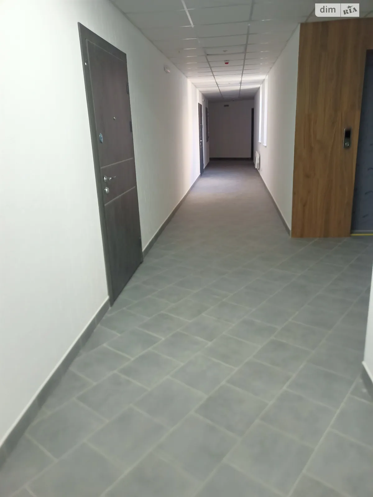 Продается 1-комнатная квартира 43.6 кв. м в Зарванцах, ул. Рыбацкая, 3 - фото 1