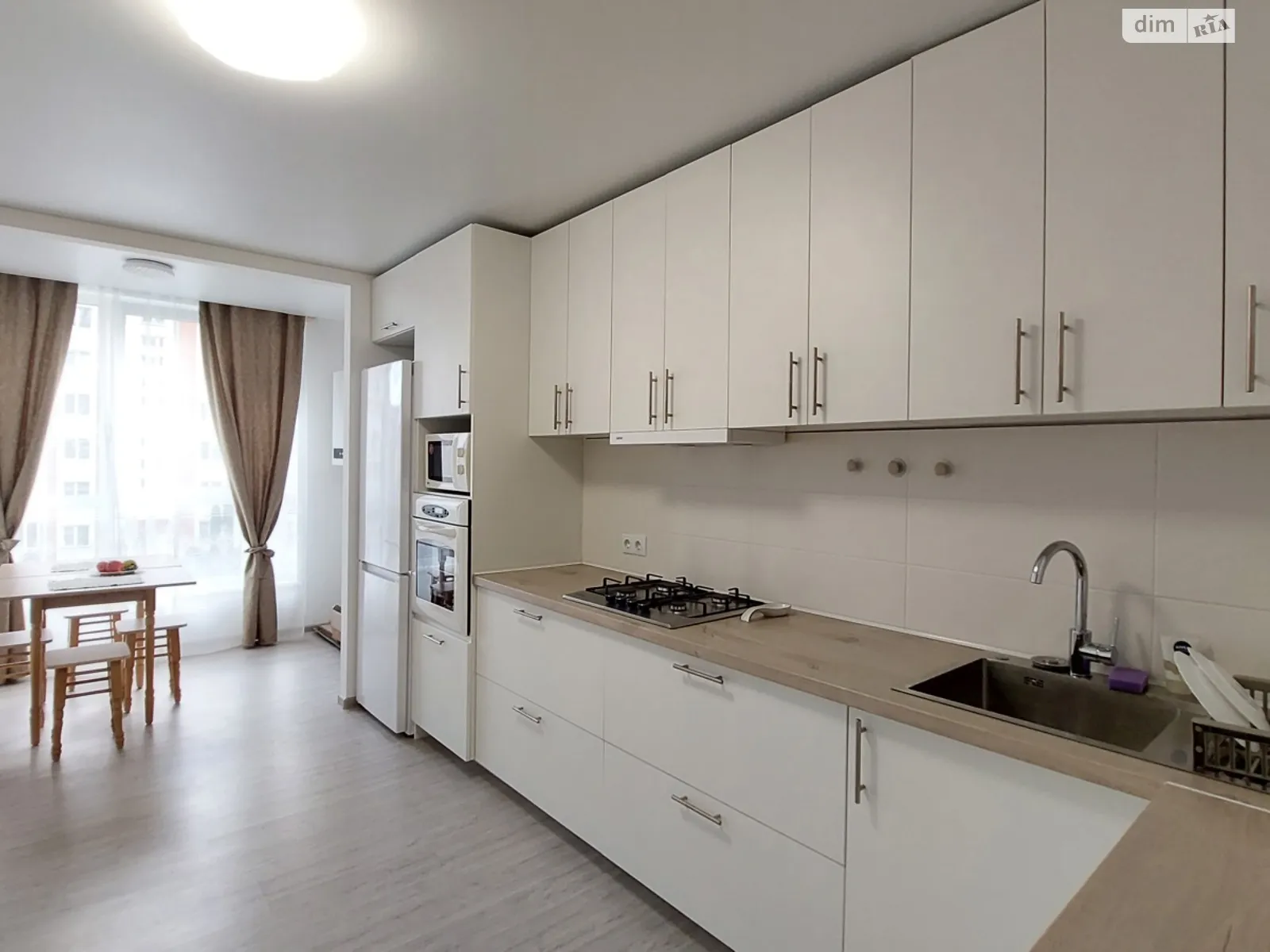 1-комнатная квартира 47.7 кв. м в Тернополе - фото 1
