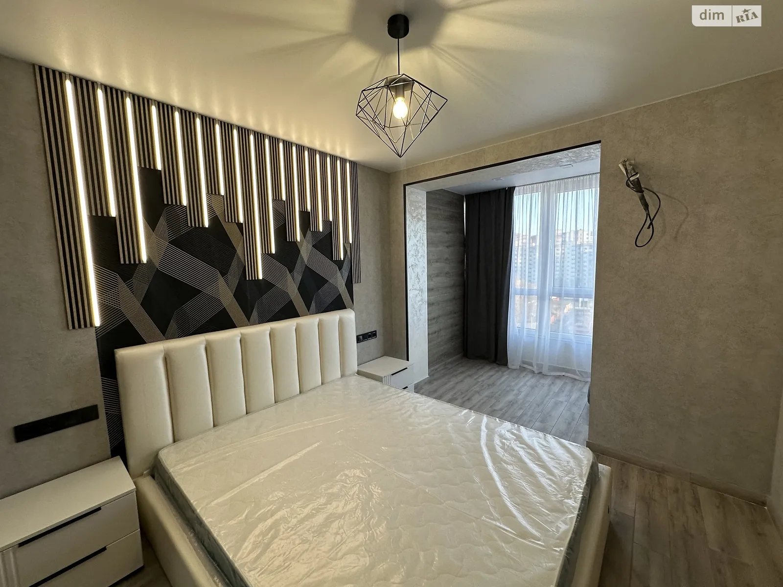 Продается 1-комнатная квартира 43 кв. м в, цена: 69500 $ - фото 1
