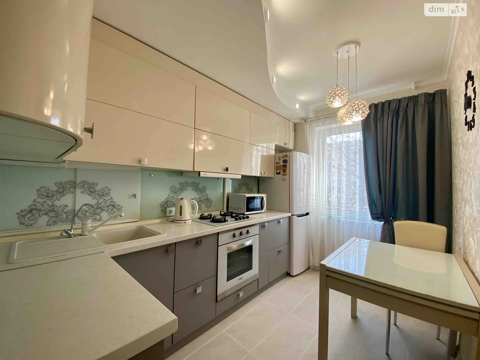 Продается 3-комнатная квартира 68 кв. м в Николаеве - фото 1