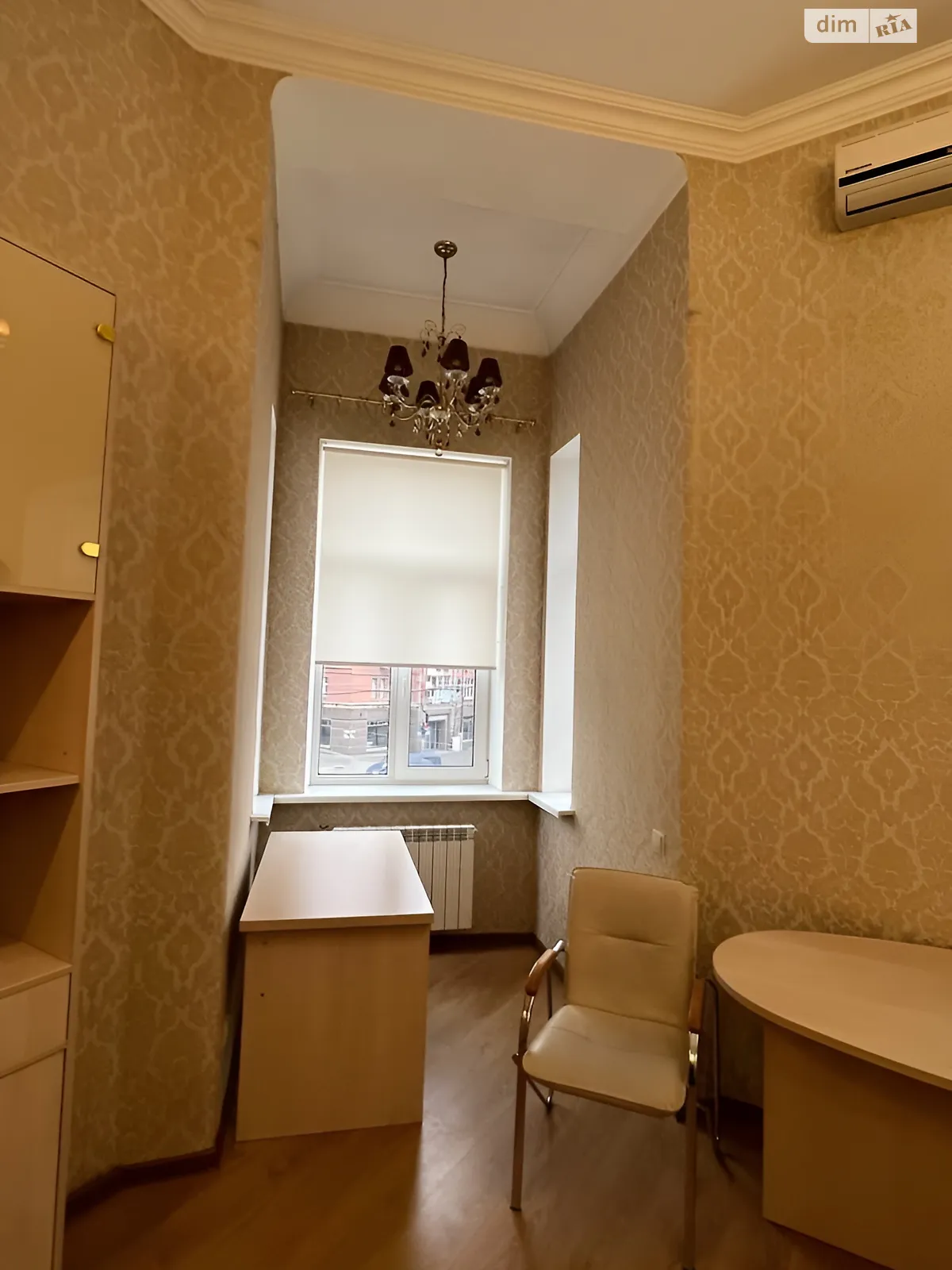Здається в оренду офіс 50 кв. м в бізнес-центрі, цена: 650 $ - фото 1