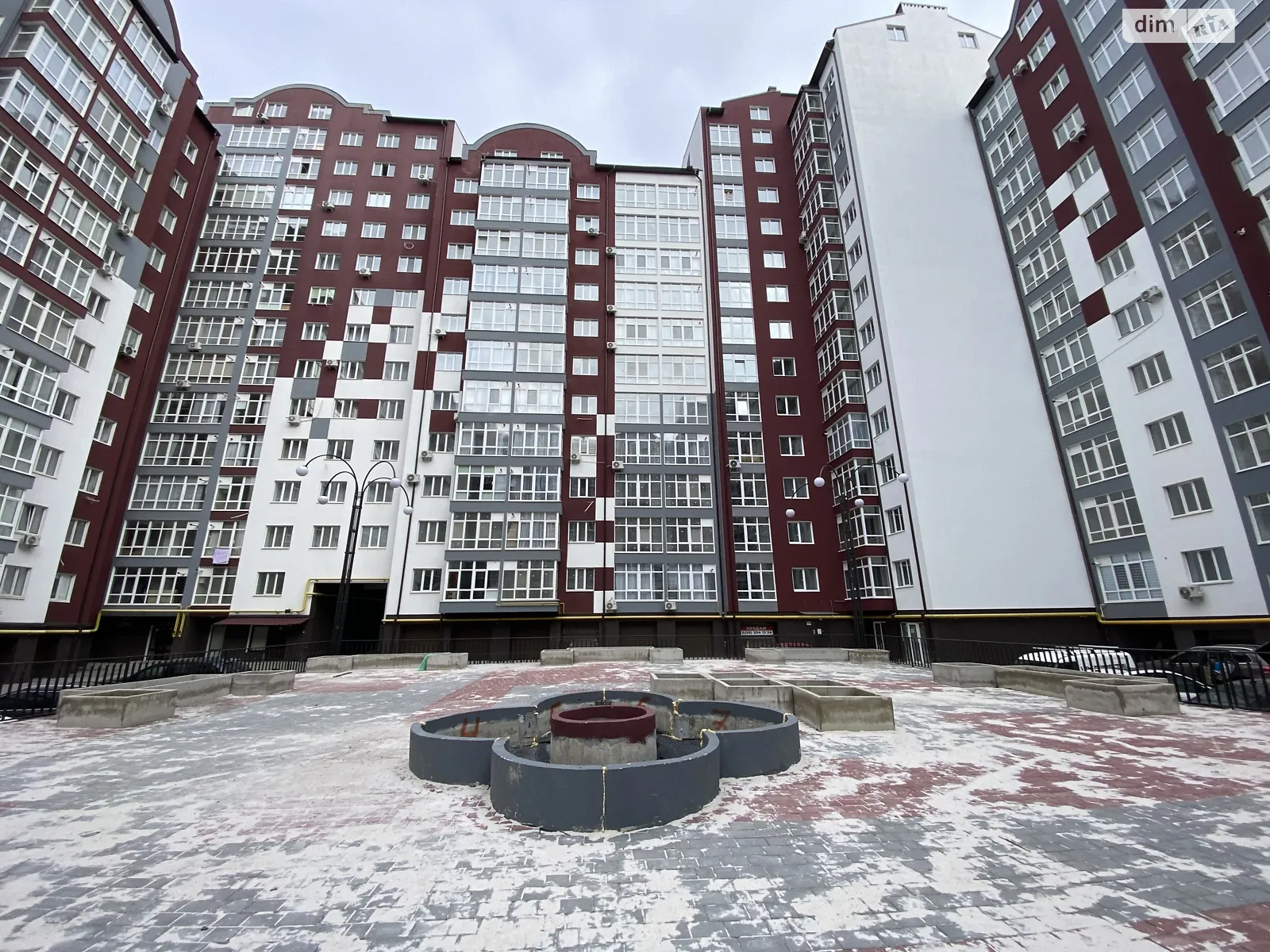 Продается 1-комнатная квартира 42.9 кв. м в Ивано-Франковске, цена: 42000 $ - фото 1