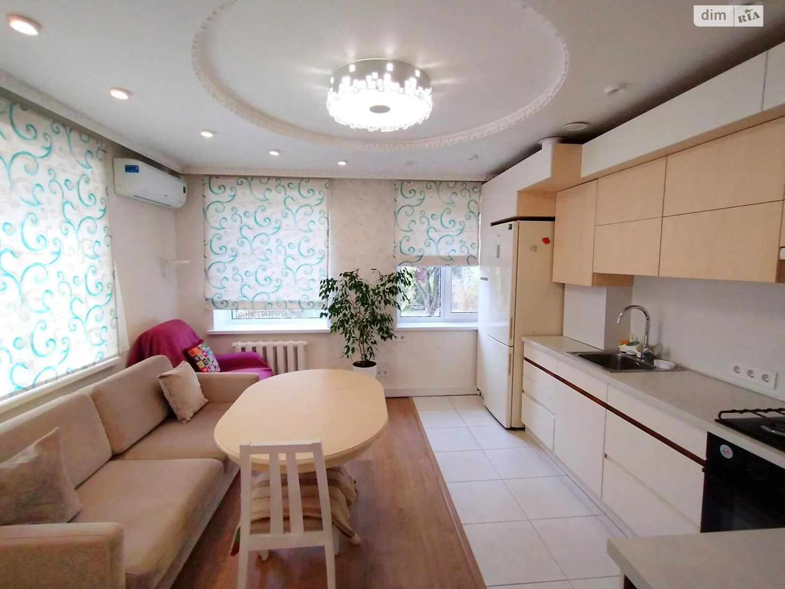 Продається одноповерховий будинок 128.7 кв. м з ділянкою, цена: 99900 € - фото 1
