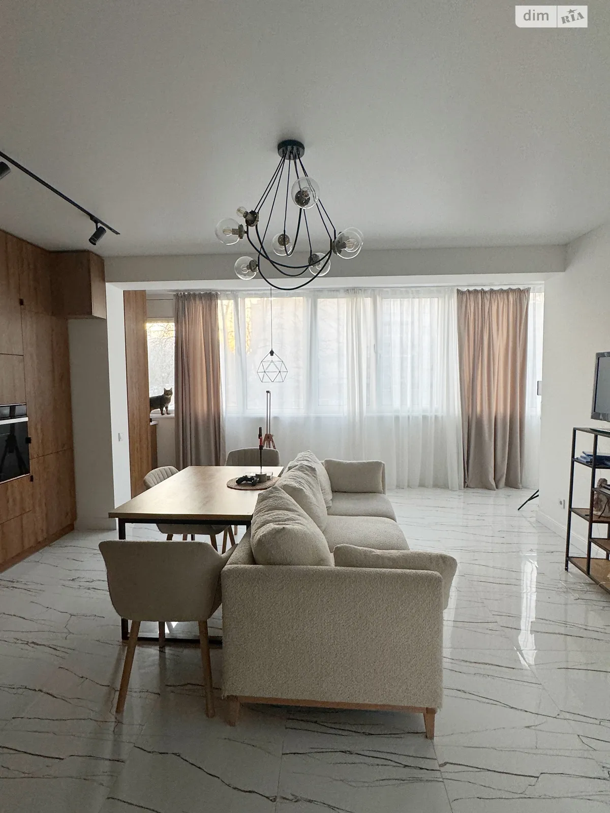 2-кімнатна квартира 74 кв. м у Тернополі, вул. Миру, 4В - фото 1