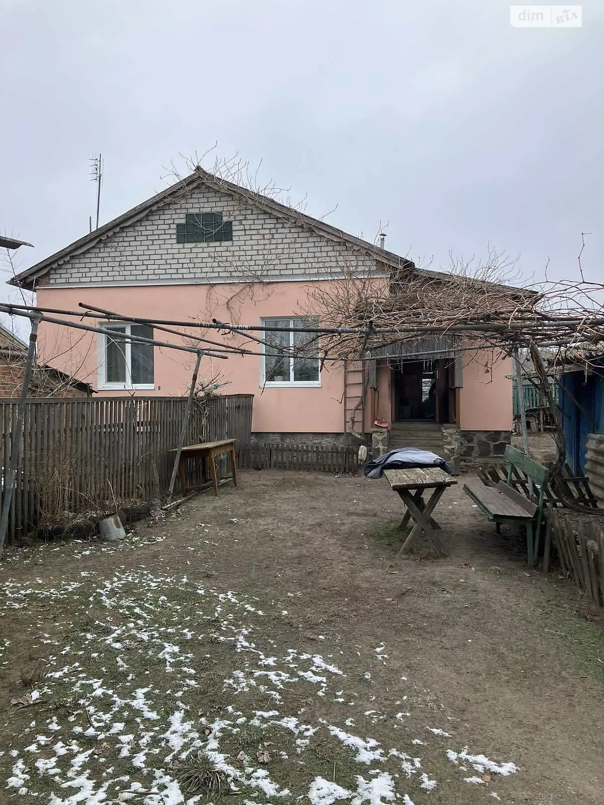 Продается одноэтажный дом 65 кв. м с мансардой, цена: 30000 $ - фото 1