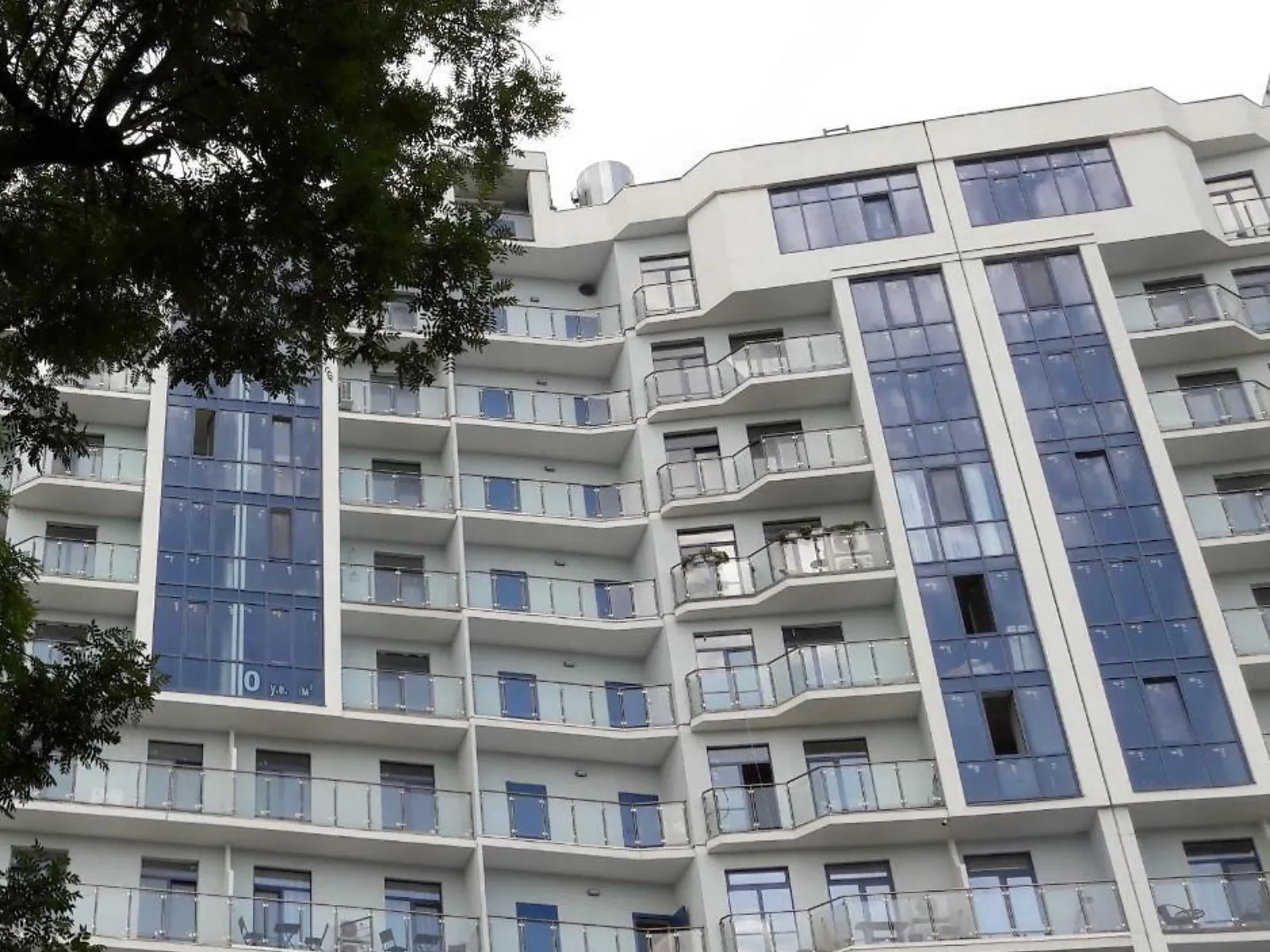 Продается 3-комнатная квартира 135 кв. м в Одессе, пер. Ванный, 1А - фото 1
