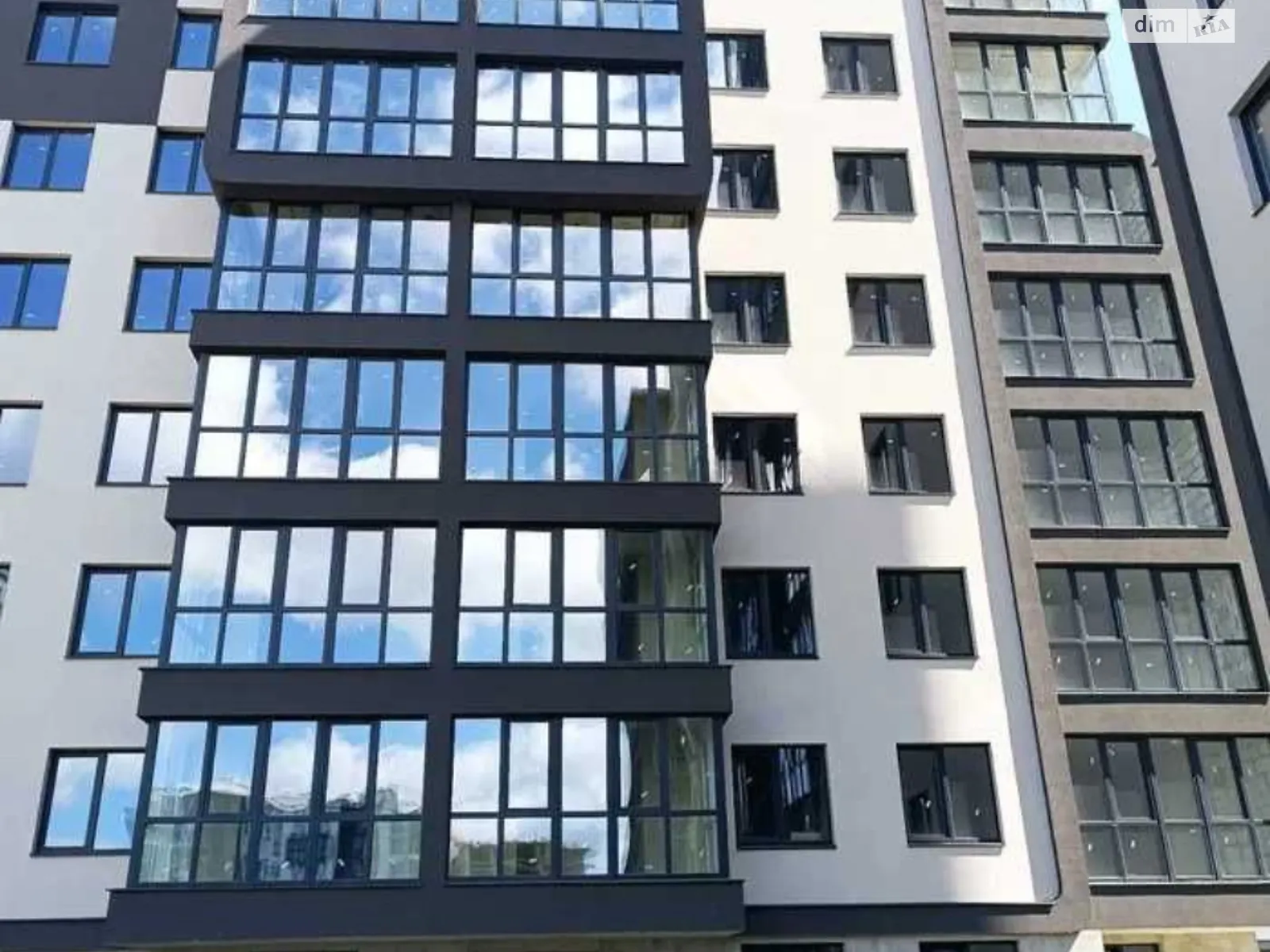 Продається 1-кімнатна квартира 47 кв. м у Львові, вул. Роксоляни, 163 - фото 1