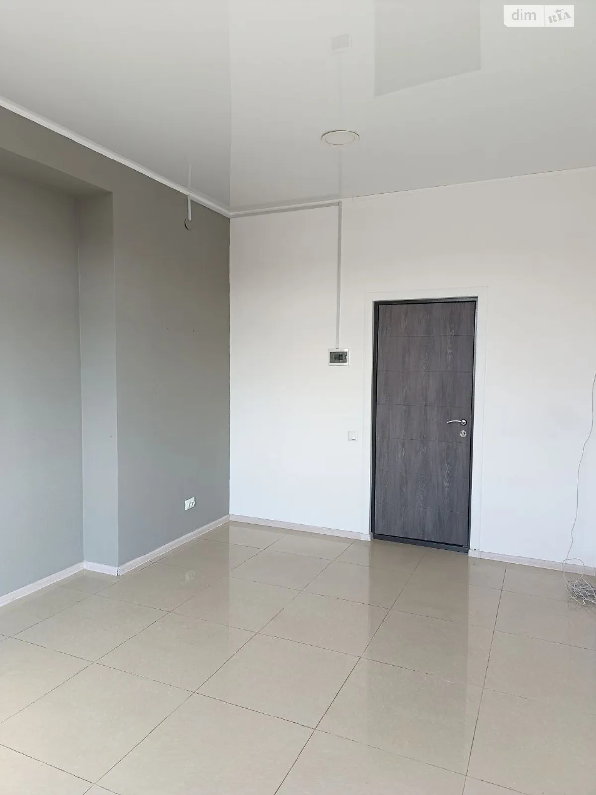 Сдается в аренду офис 15.5 кв. м в бизнес-центре, цена: 4000 грн - фото 1