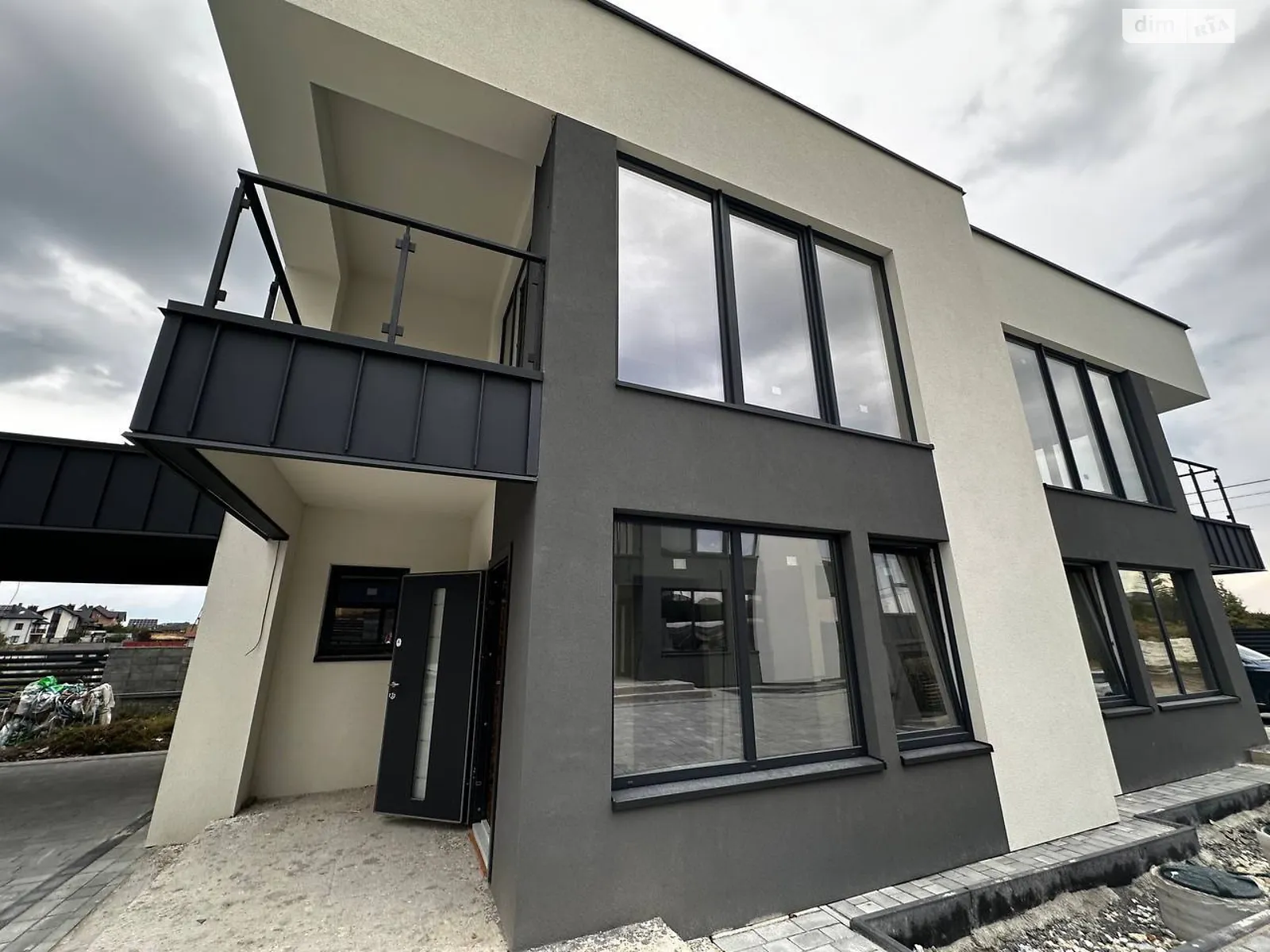 Продается дом на 2 этажа 134 кв. м с мебелью, цена: 130000 $ - фото 1