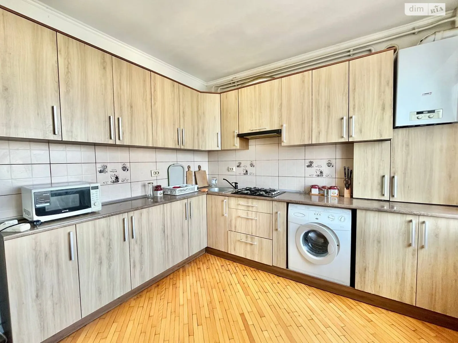 Продается 2-комнатная квартира 64 кв. м в Ивано-Франковске, ул. Галицкая, 112Д - фото 1