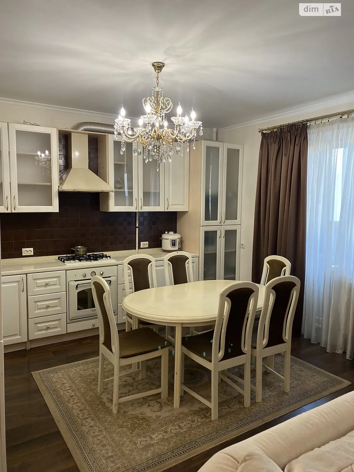 Продається 3-кімнатна квартира 94 кв. м у Івано-Франківську, вул. Тролейбусна, 32 - фото 1