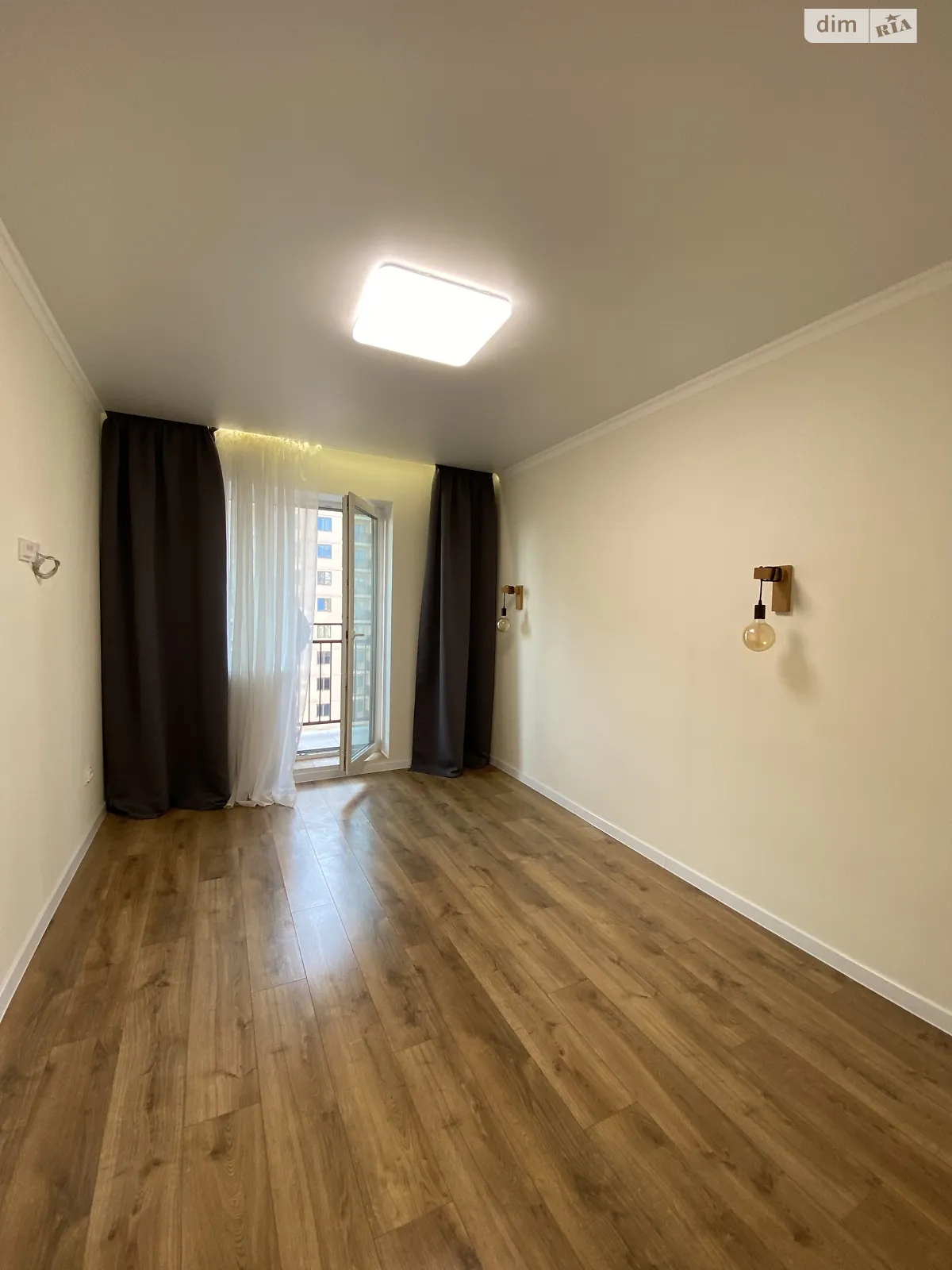 Продается 2-комнатная квартира 42 кв. м в Лиманке, ул. Жемчужная, 10 - фото 1