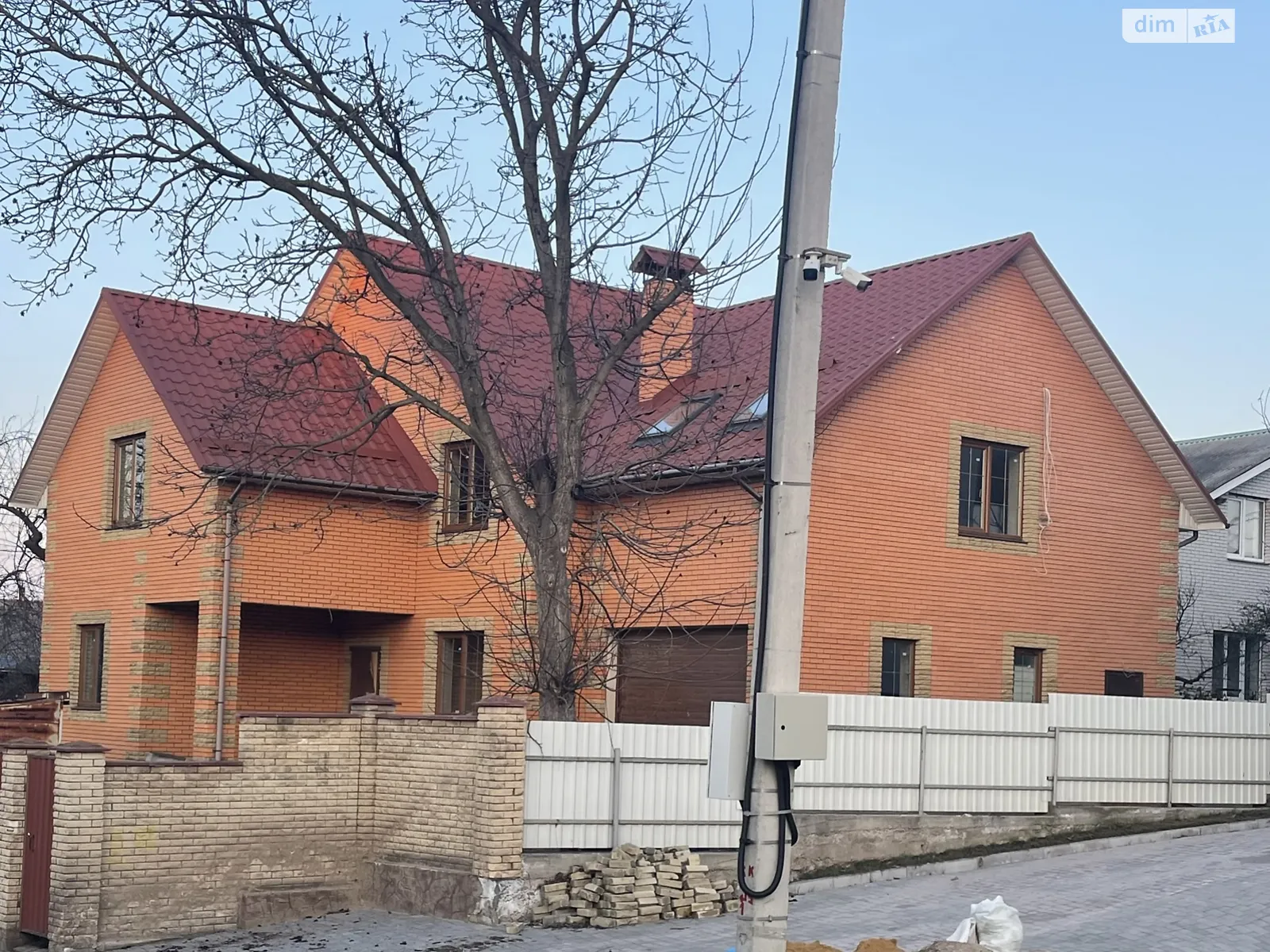 Продається будинок 2 поверховий 245 кв. м з каміном, цена: 155000 $ - фото 1