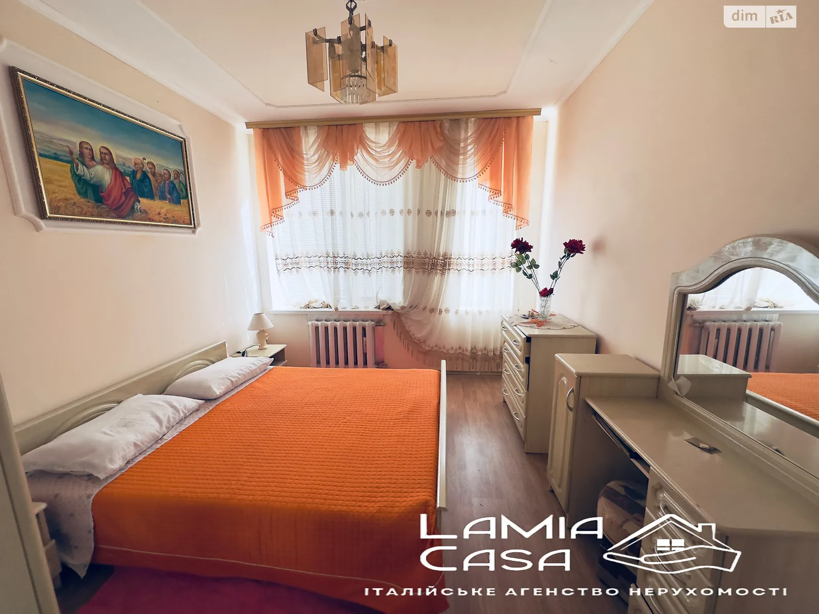 Продается дом на 2 этажа 312.9 кв. м с баней/сауной, цена: 75000 € - фото 1