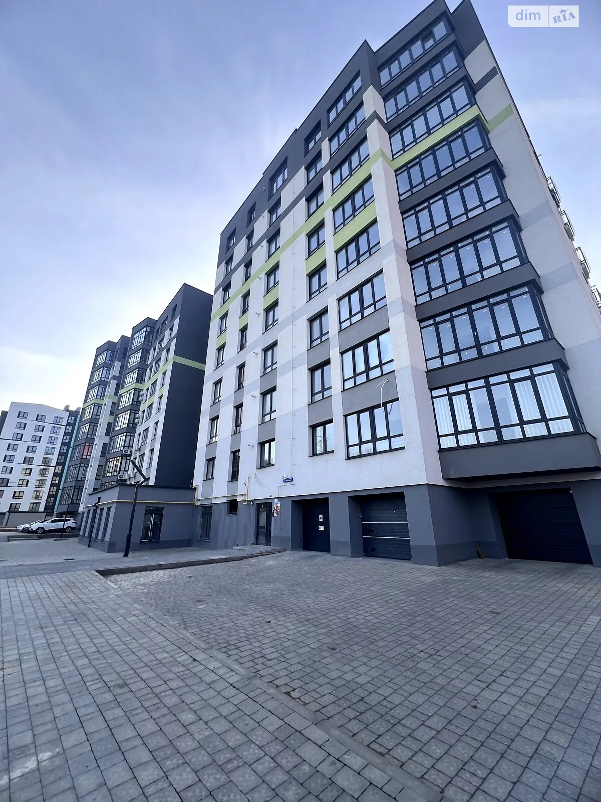 Продается 2-комнатная квартира 66.7 кв. м в Ивано-Франковске, ул. Национальной Гвардии - фото 1