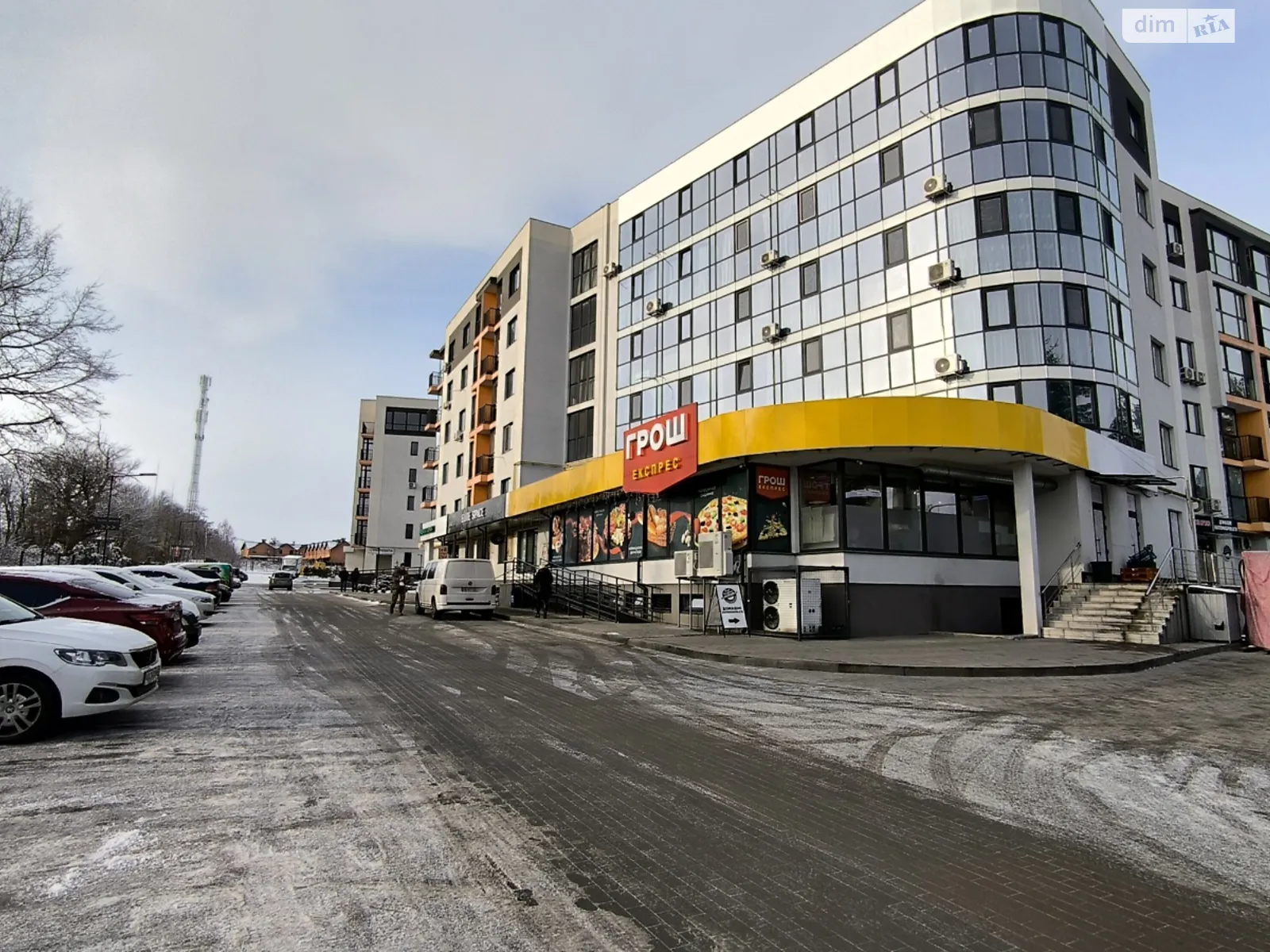 Продается 2-комнатная квартира 70 кв. м в Березиной, ул. Радужная - фото 1