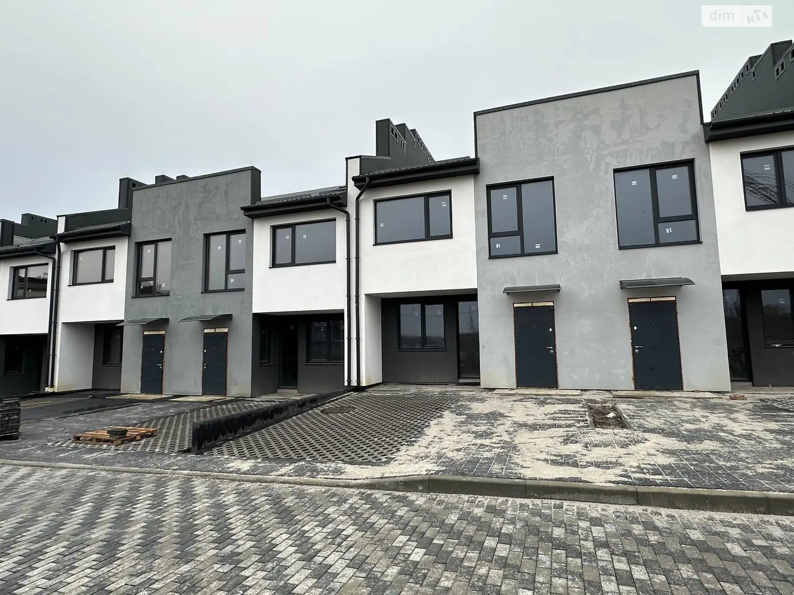 Продается часть дома 99 кв. м с балконом, цена: 60000 $ - фото 1