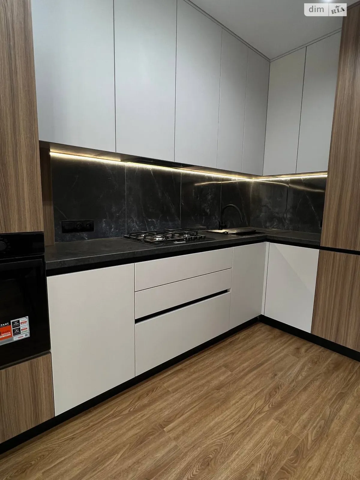 Продається 1-кімнатна квартира 43 кв. м у Крихівцях, вул. Довженка О., 31В корпус 5 - фото 1