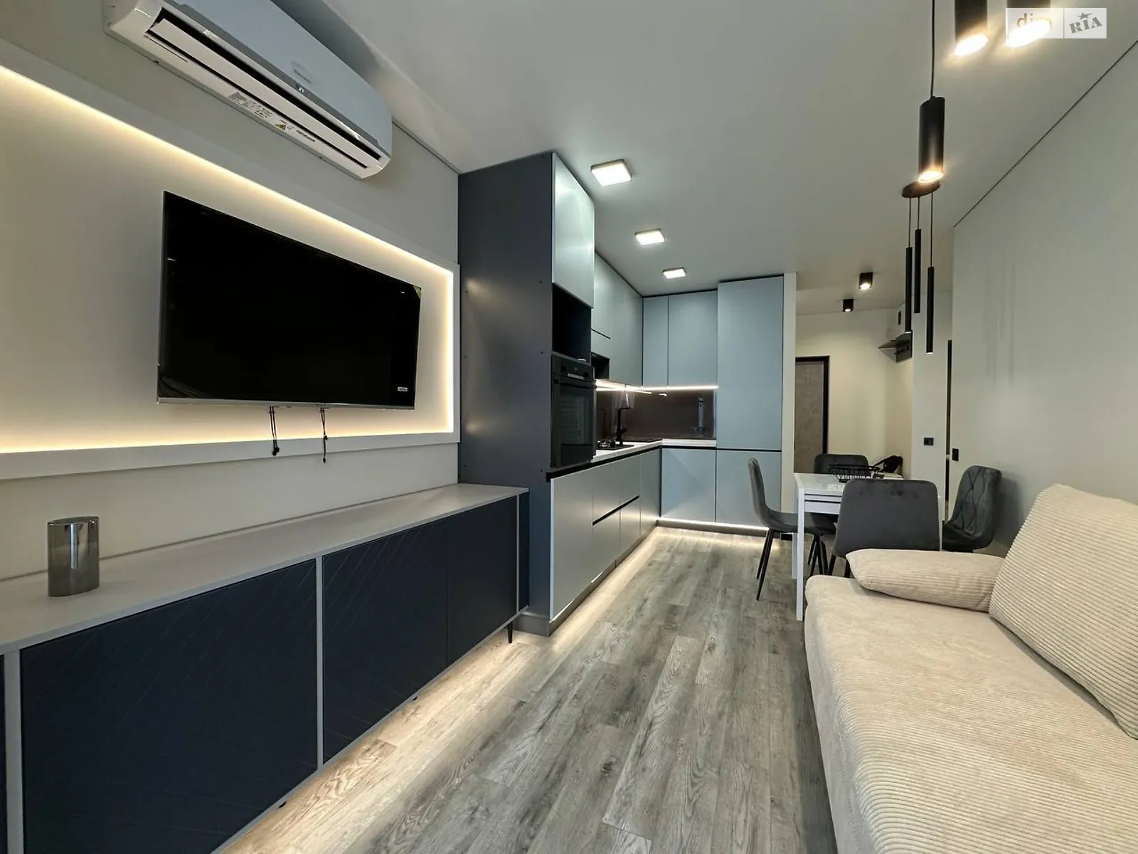 Продается 1-комнатная квартира 49 кв. м в Днепре, Запорожское шоссе, 32 - фото 1
