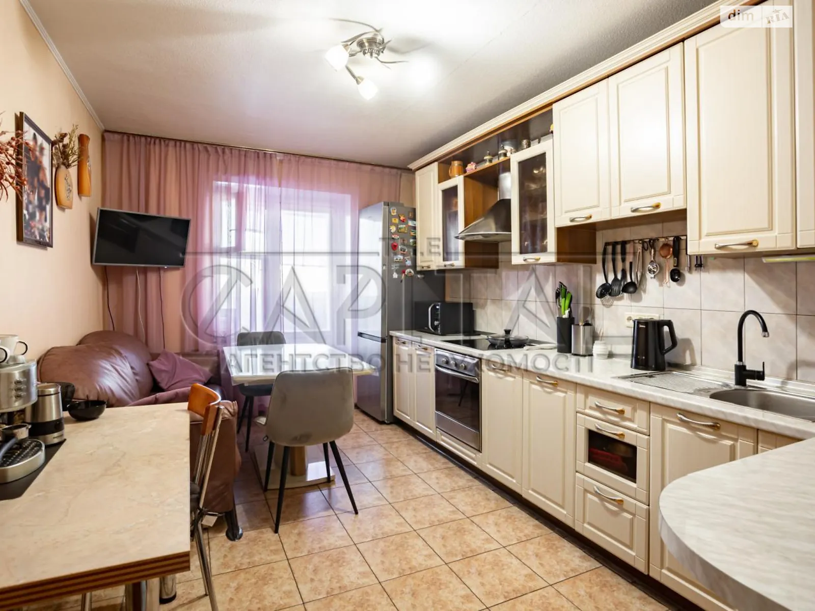 Продается 3-комнатная квартира 96 кв. м в Киеве, ул. Драгоманова, 44А - фото 1