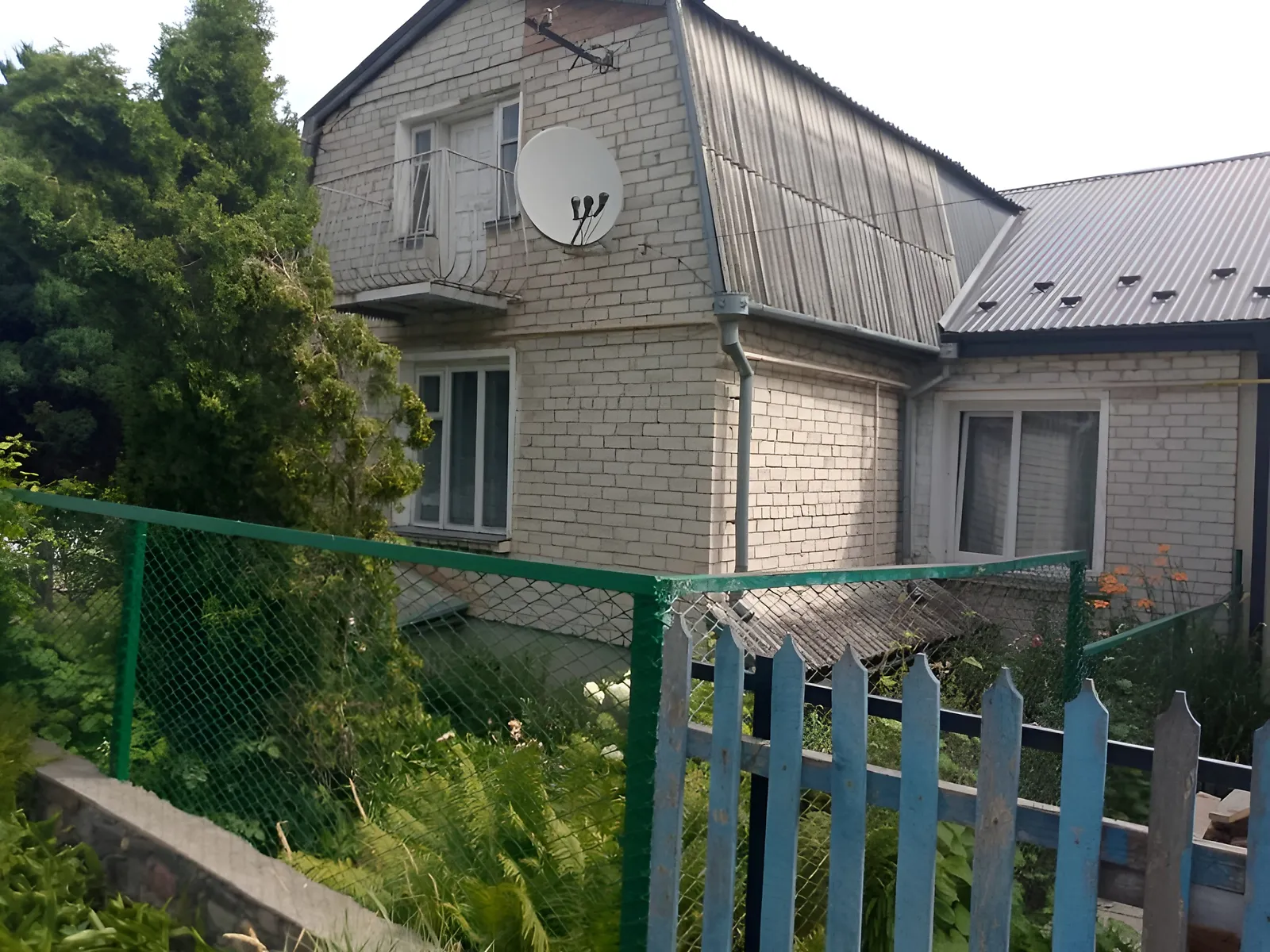 Продается часть дома 109 кв. м с беседкой, цена: 51000 $ - фото 1