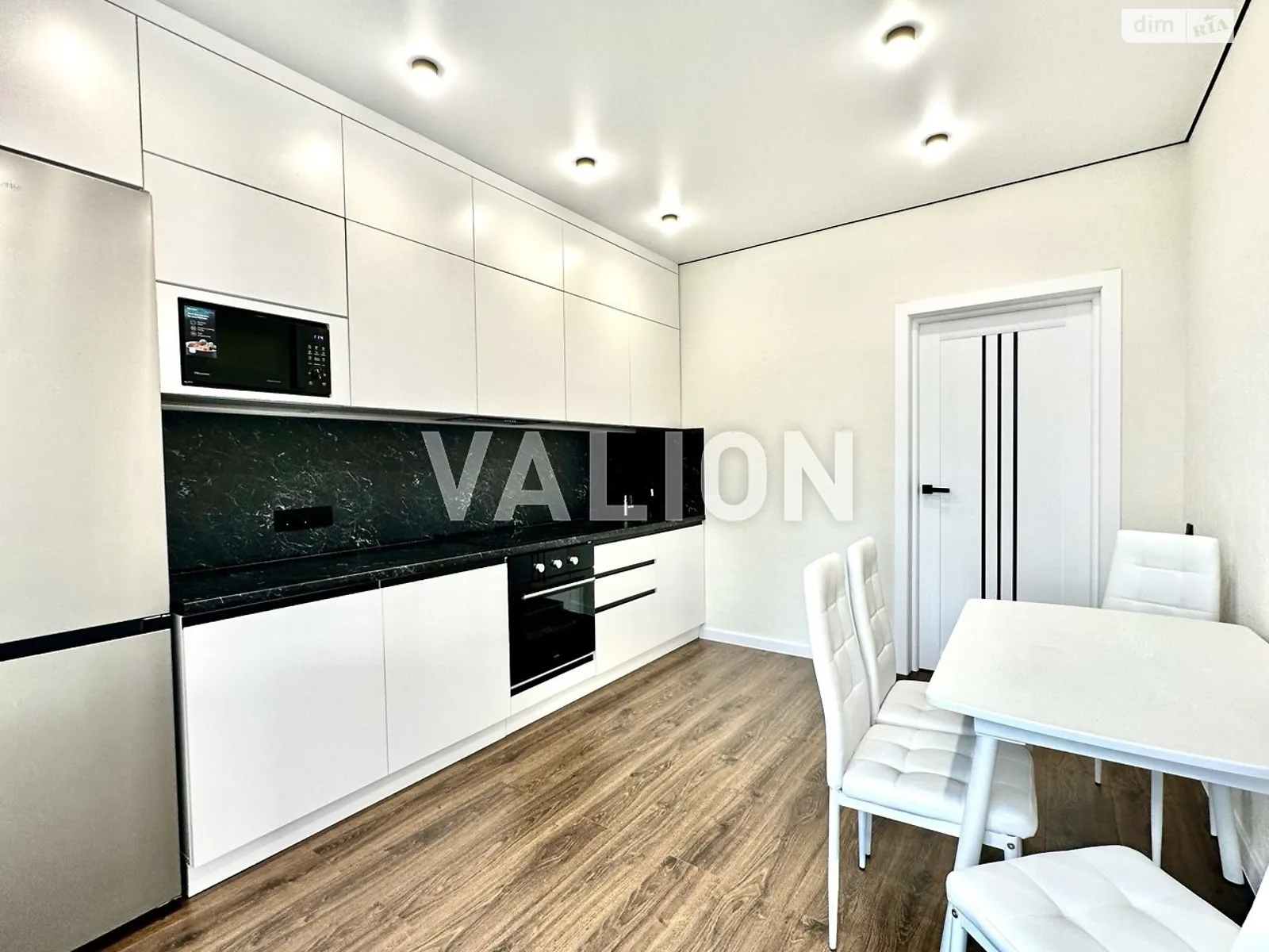 Продается 1-комнатная квартира 41.6 кв. м в Киеве, ул. Кадетский Гай, 10 - фото 1