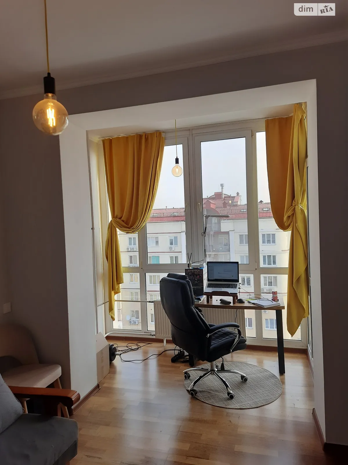 Продается 2-комнатная квартира 72.7 кв. м в Чайках, ул. Валерия Лобановского - фото 1