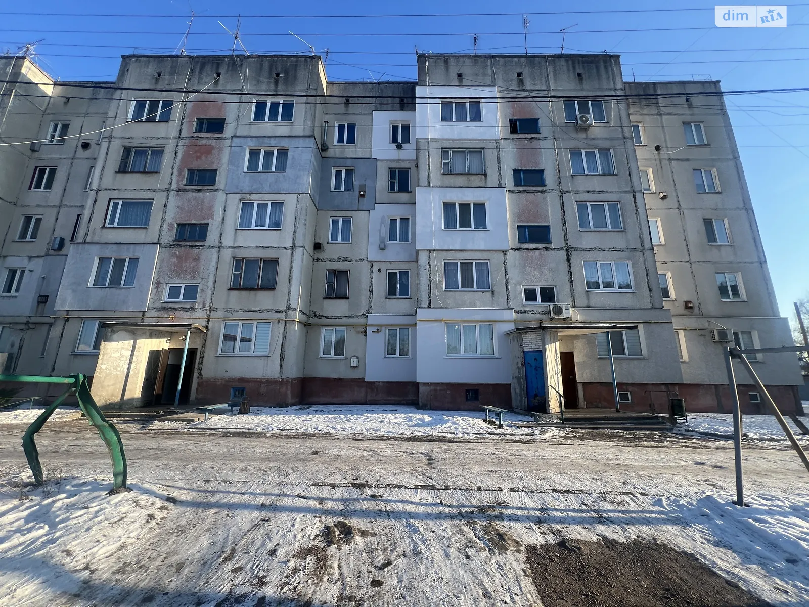 Продается 3-комнатная квартира 69.2 кв. м в Березани, ул. Адама Мицкевича(Комсомольская), 76 - фото 1