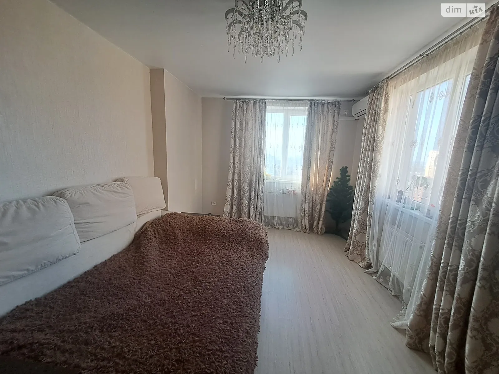Продається 2-кімнатна квартира 62.3 кв. м у Одесі, вул. Михайла Грушевського, 30Б - фото 1