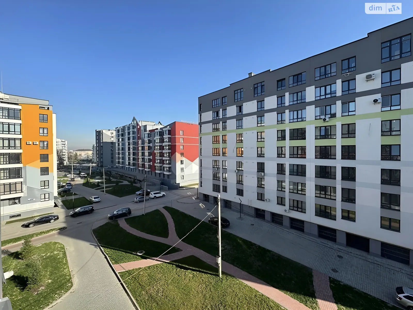 Продается 2-комнатная квартира 64 кв. м в Ивано-Франковске, ул. Национальной Гвардии - фото 1