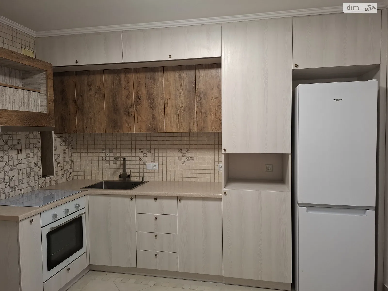 Продается 2-комнатная квартира 62 кв. м в Киеве, ул. Сергeя Данченко, 28 - фото 1