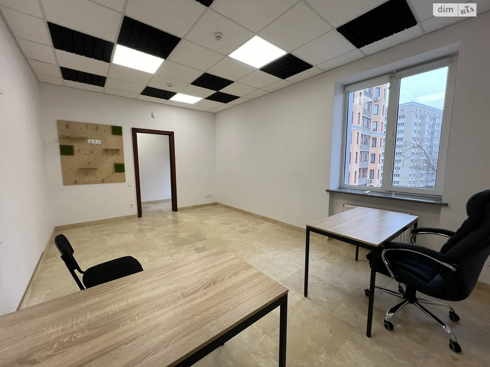Здається в оренду офіс 100 кв. м в бізнес-центрі, цена: 25000 грн - фото 1
