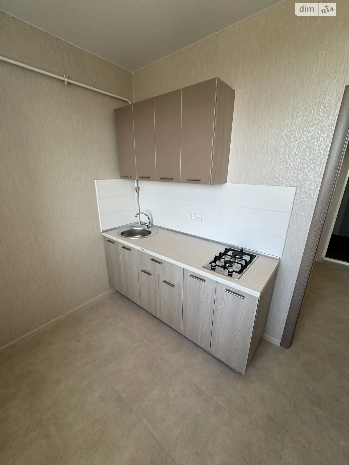 Продается 1-комнатная квартира 32 кв. м в Авангарде, ул. Европейская, 28 - фото 1